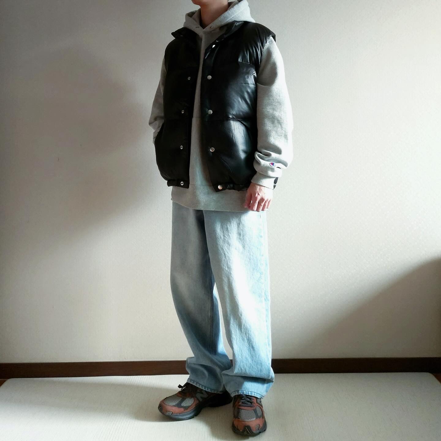 New Balance 2010 Brown, PERENN Zip Cargo Pants Mud 착용 스타일 - 1