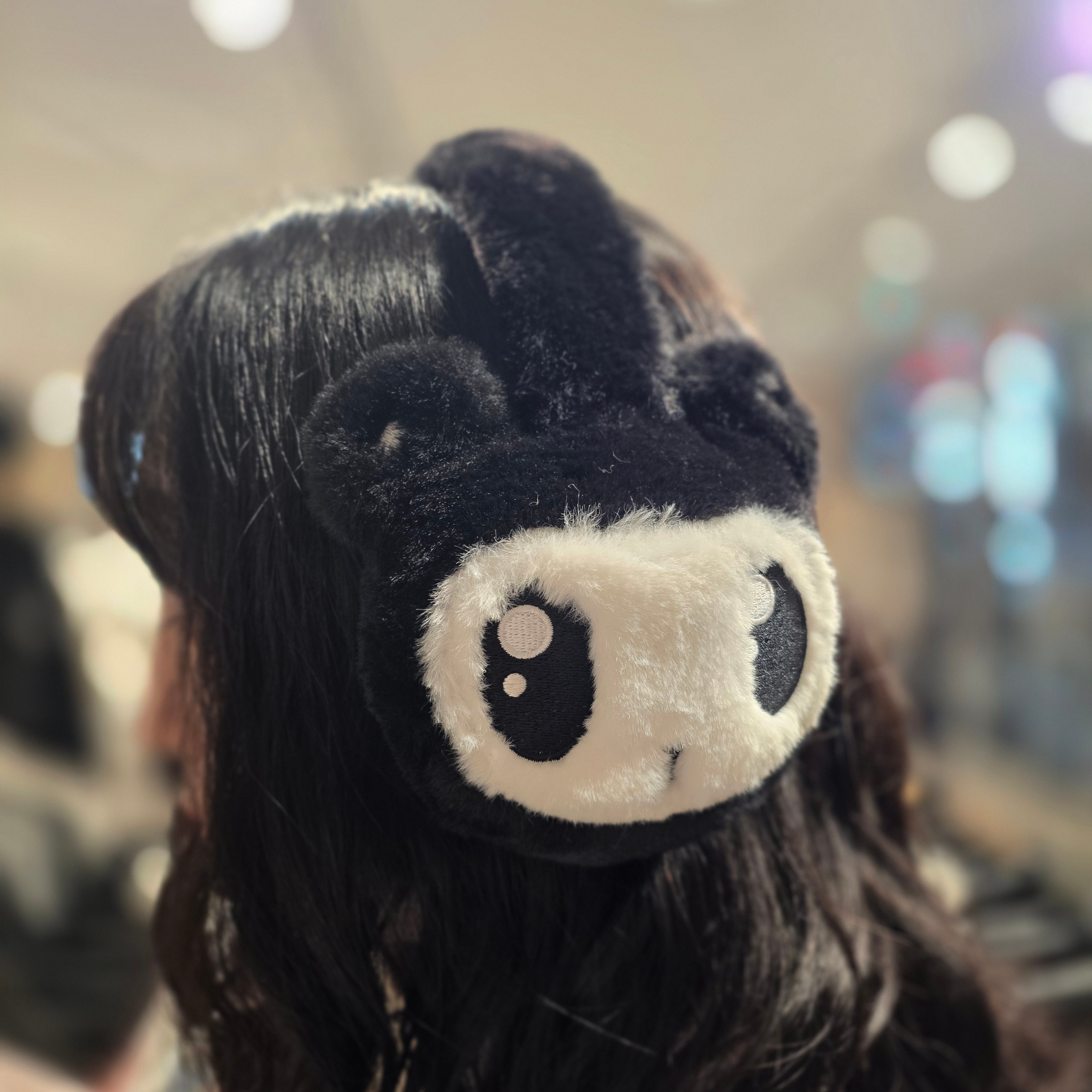 Palace Kawaii Plush Ear Warmer Black - 25FW 착용 스타일 - 2