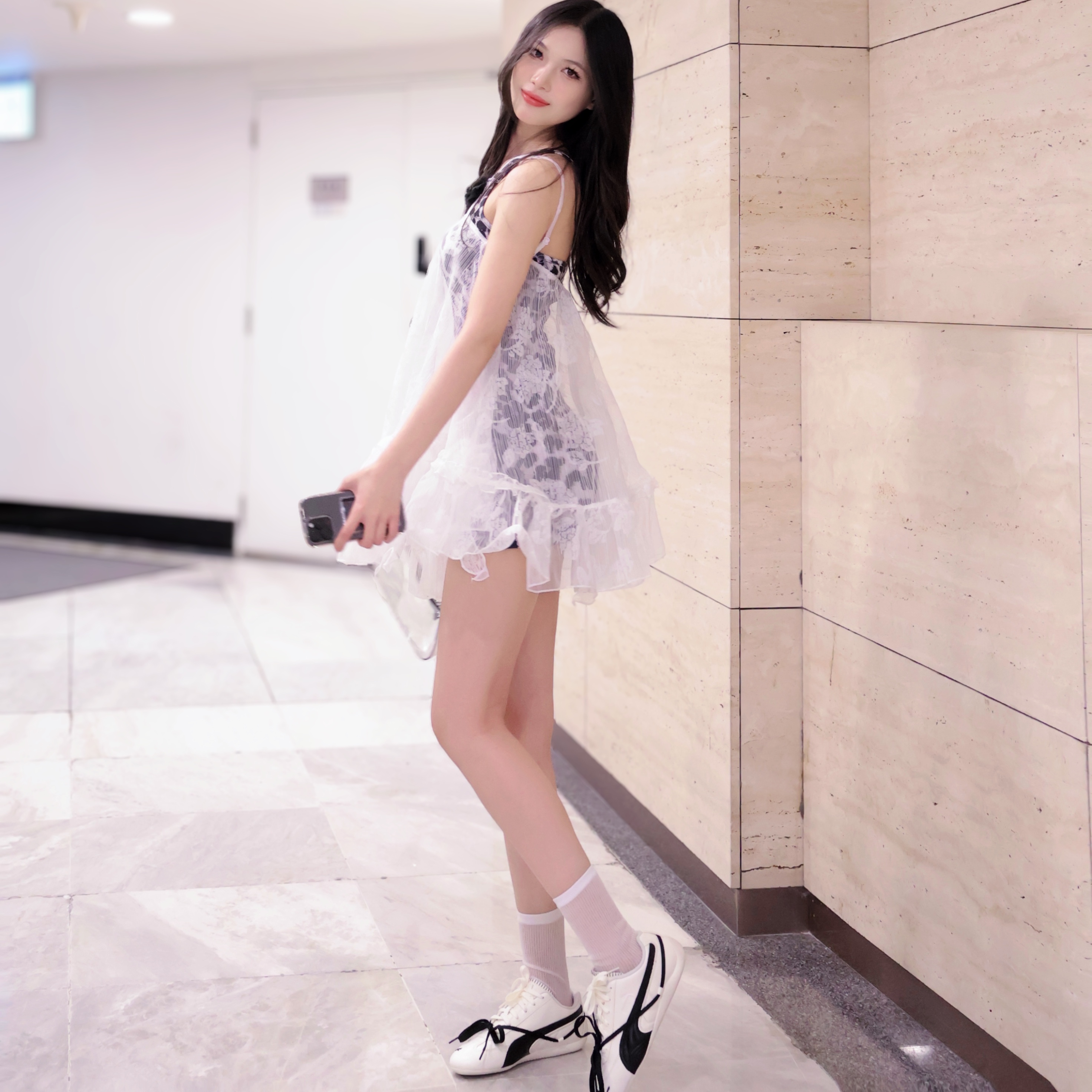 (W) Puma x Rosé Speedcat LEA Warm White Black 착용 스타일