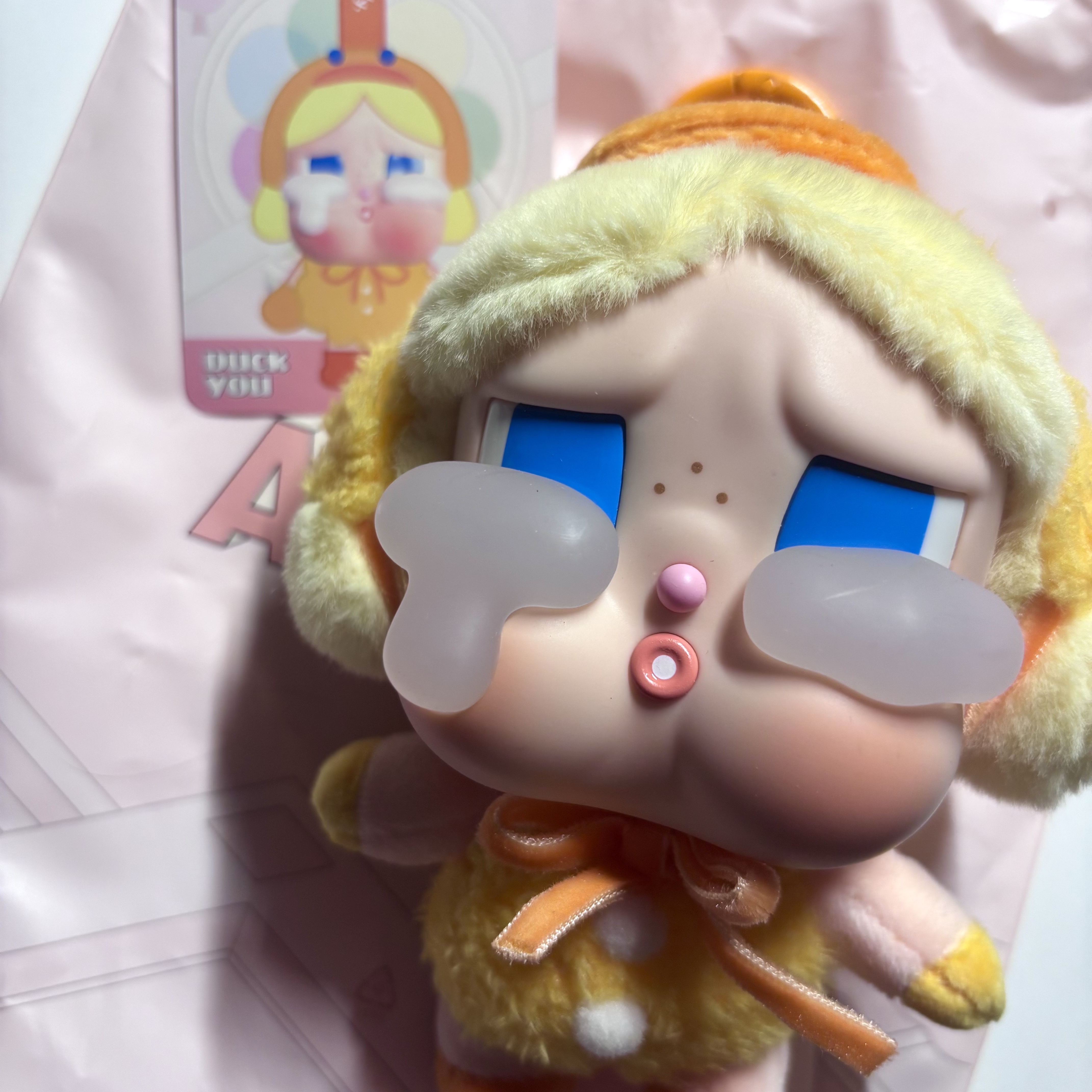 Pop Mart Crybaby Crying Again Series Plush Keyring Sealed Case (1 Blind Box) 착용 스타일