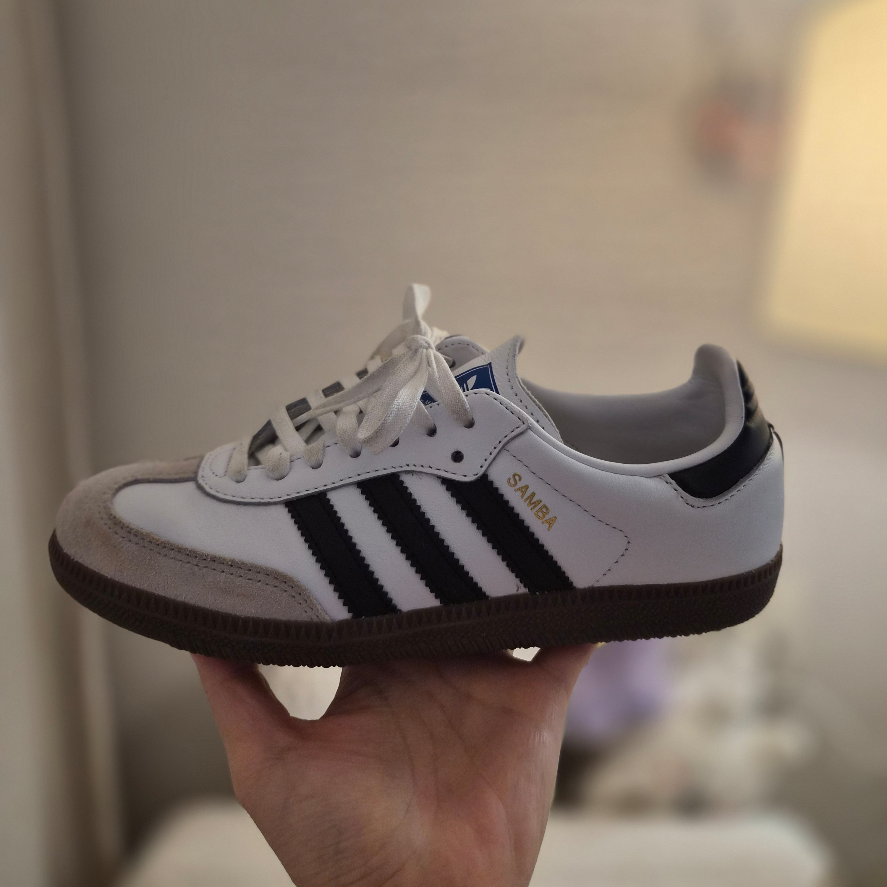 Adidas Samba OG Cloud White 착용 스타일