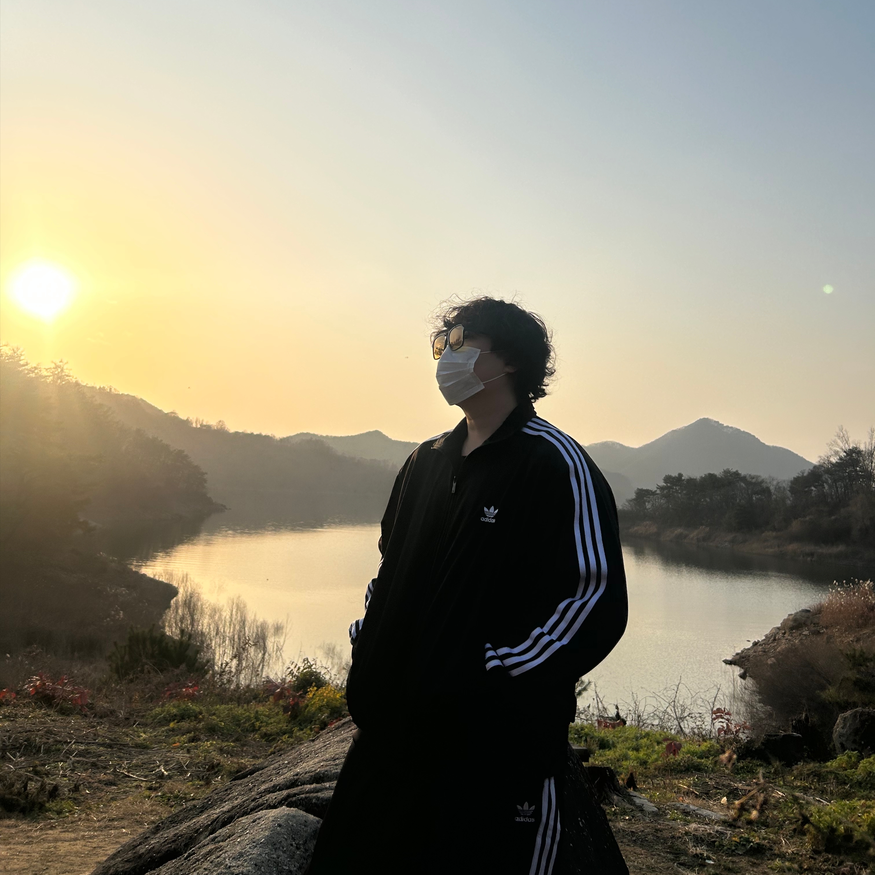 Adidas Adicolor Classics Firebird Track Top Black - KR Sizing, Adidas Adicolor Classics Firebird Track Top Black - US Sizing 착용 스타일 - 1