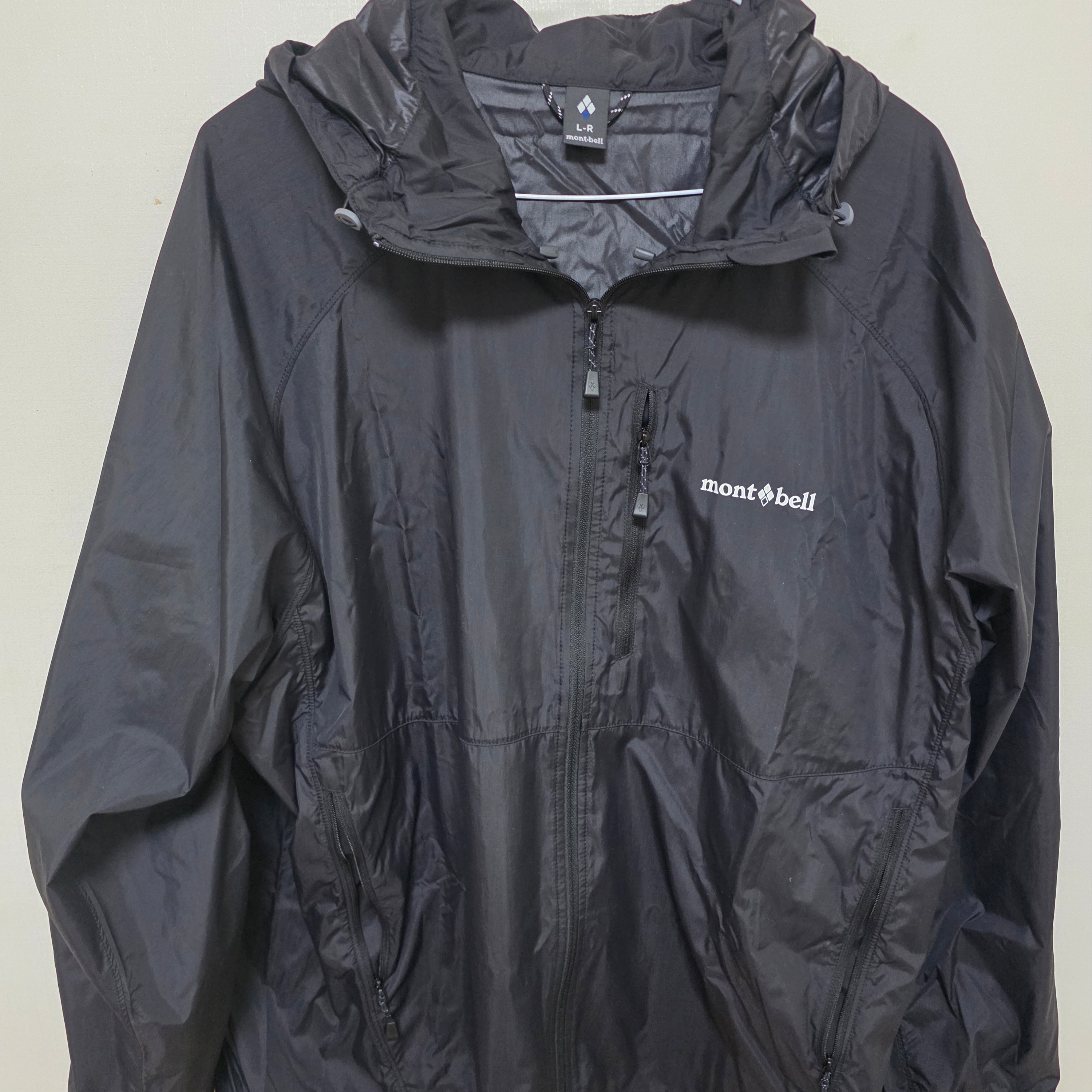 Montbell Wind Blast Hooded Jacket Black 착용 스타일