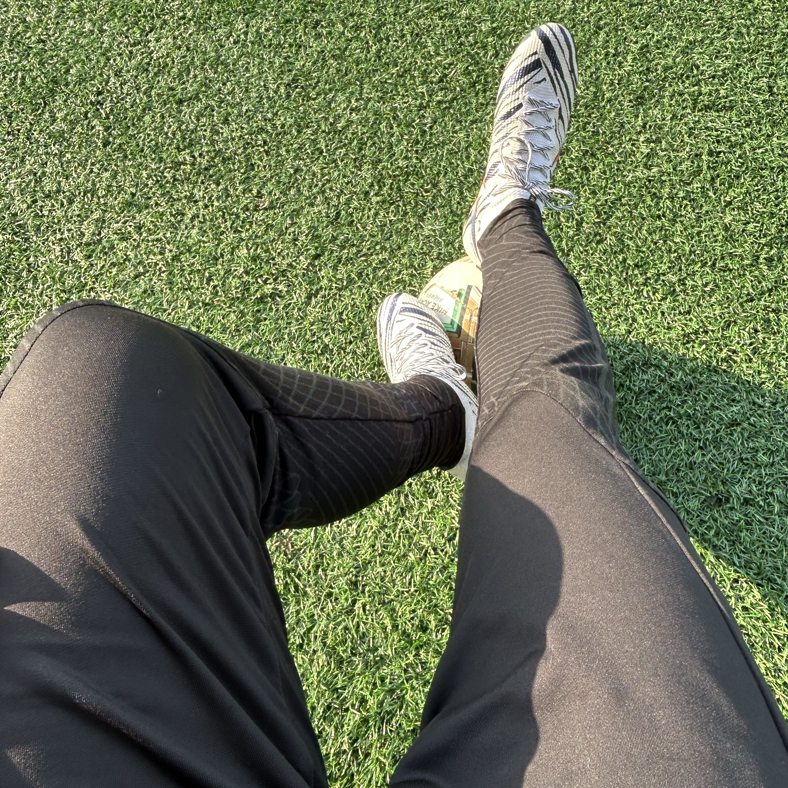 Nike Mercurial Superfly 7 Elite FG White Black 착용 스타일 - 4