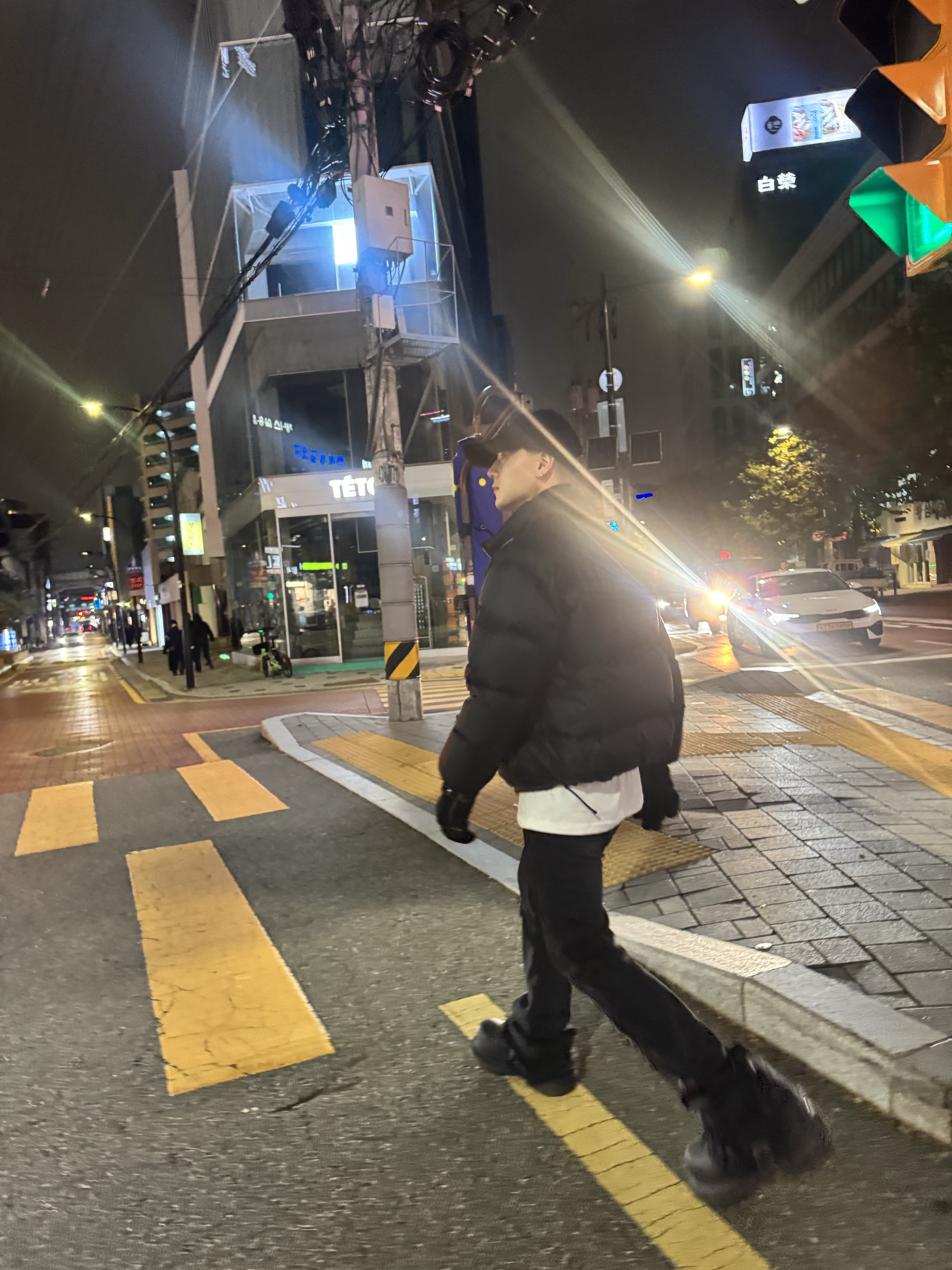 Undermycar Crewgu Double Layered Flared Jeans Moonless Night - 23FW, Balenciaga Steroid Derby Black 착용 스타일 - 4