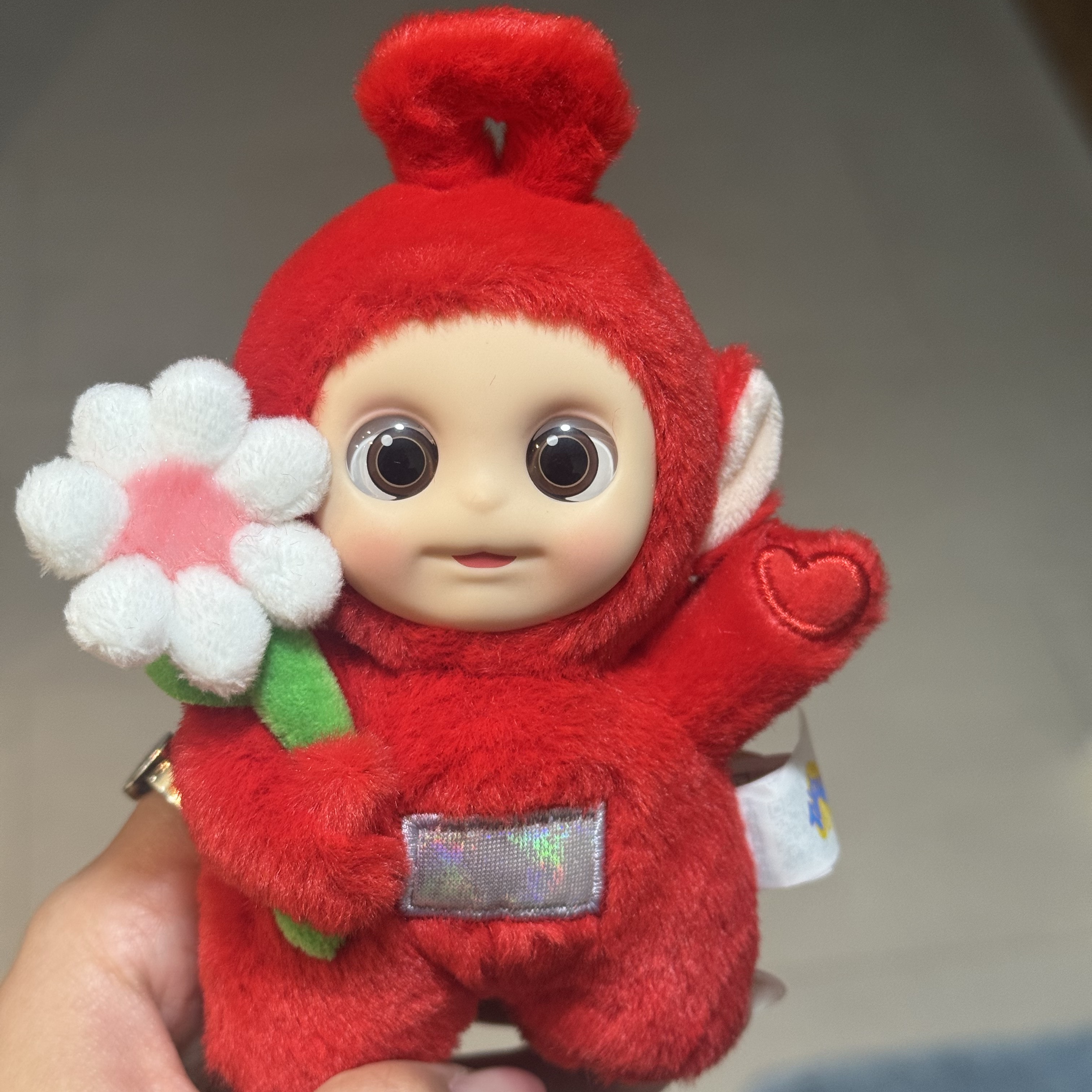 Pop Mart Teletubbies Say Hello Series Figures Sealed Case Po's Happy Flower (Opened Case) 착용 스타일