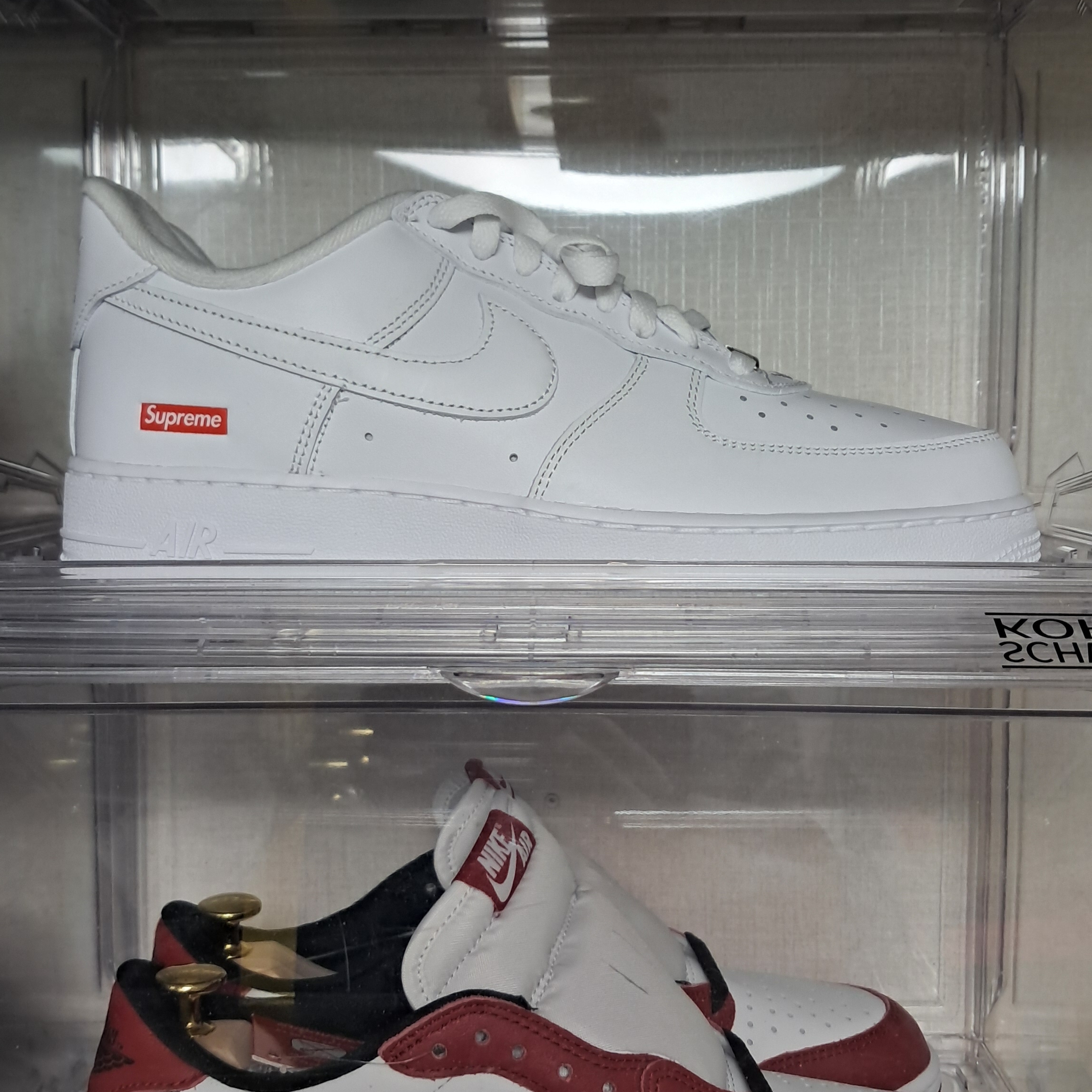 Nike x Supreme Air Force 1 Low White 착용 스타일 - 2
