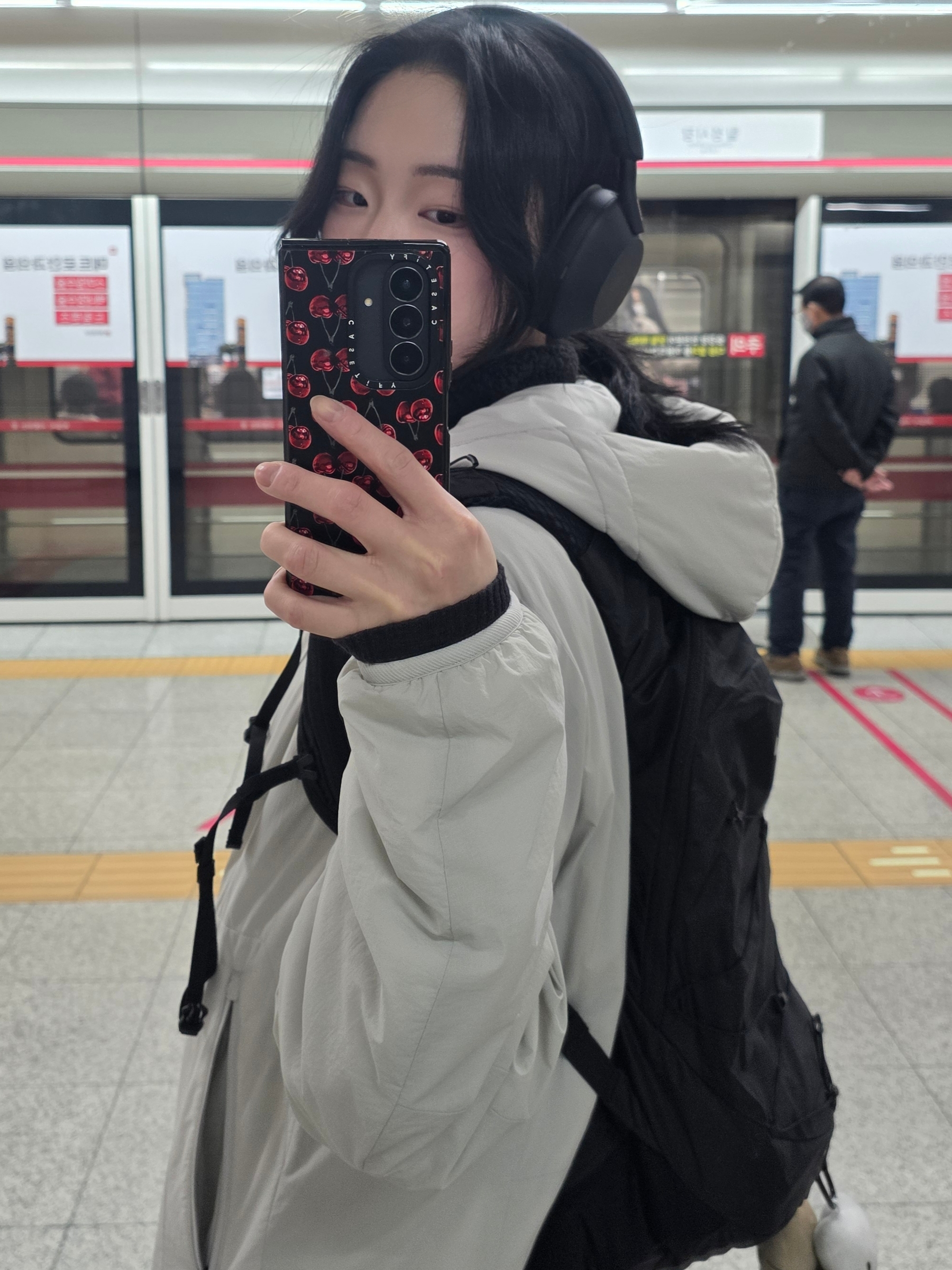 Salomon Modisay Padded Jacket Light Grey, Salomon x MM6 Maison Margiela XT-15 Black 착용 스타일 - 2
