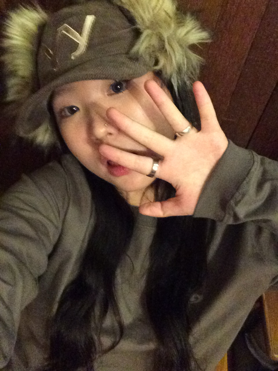 Open Yy Faux Fur Corduroy Earflap Cap Khaki, Sansan Gear Logo Long Sleeves Khaki_25FW 착용 스타일 - 1
