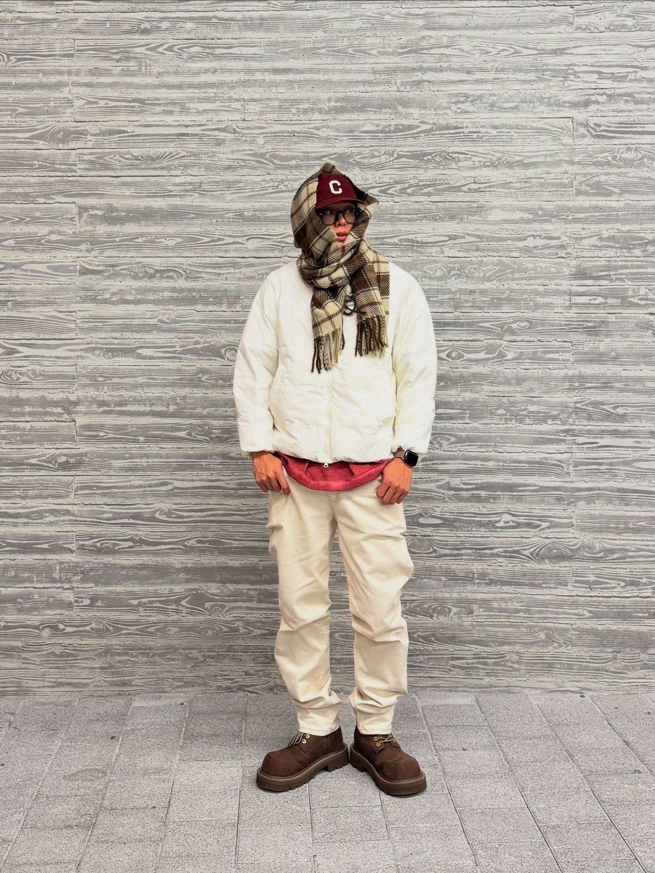 SOULESURES BOLD BELUGA Espresso Brown 착용 스타일 - 3