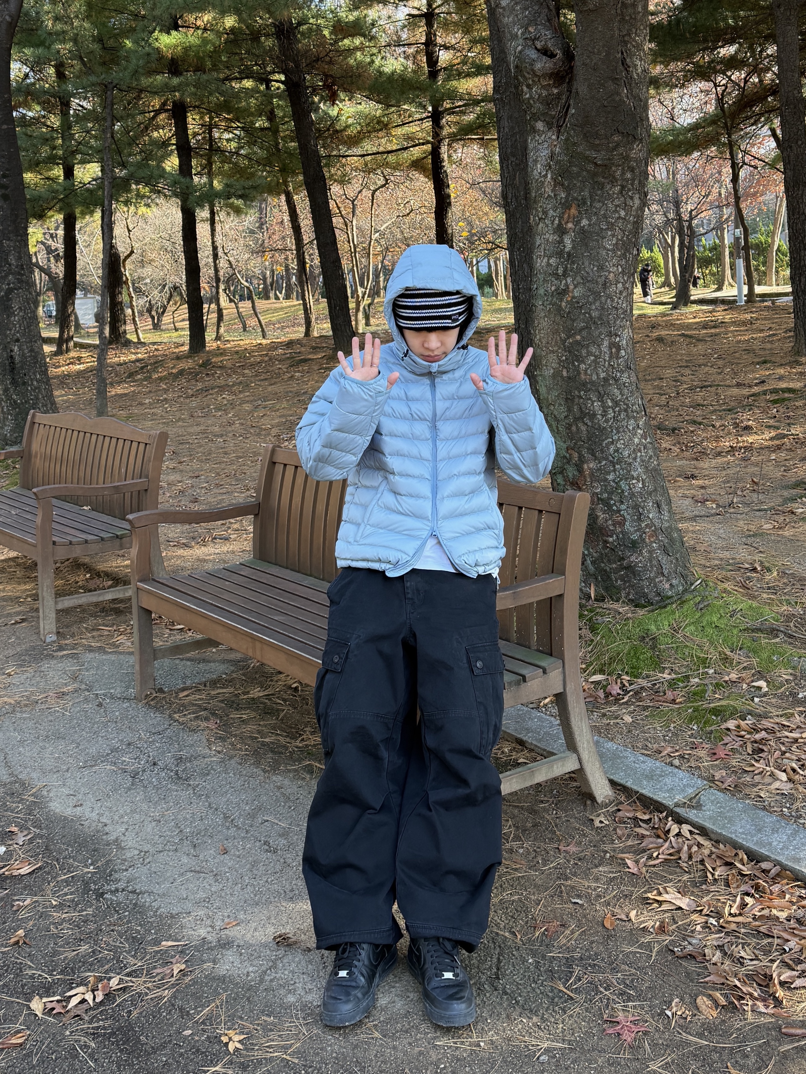QT8 GARMENTS Duck Down Lightweight Jacket Sky Blue 착용 스타일 - 2