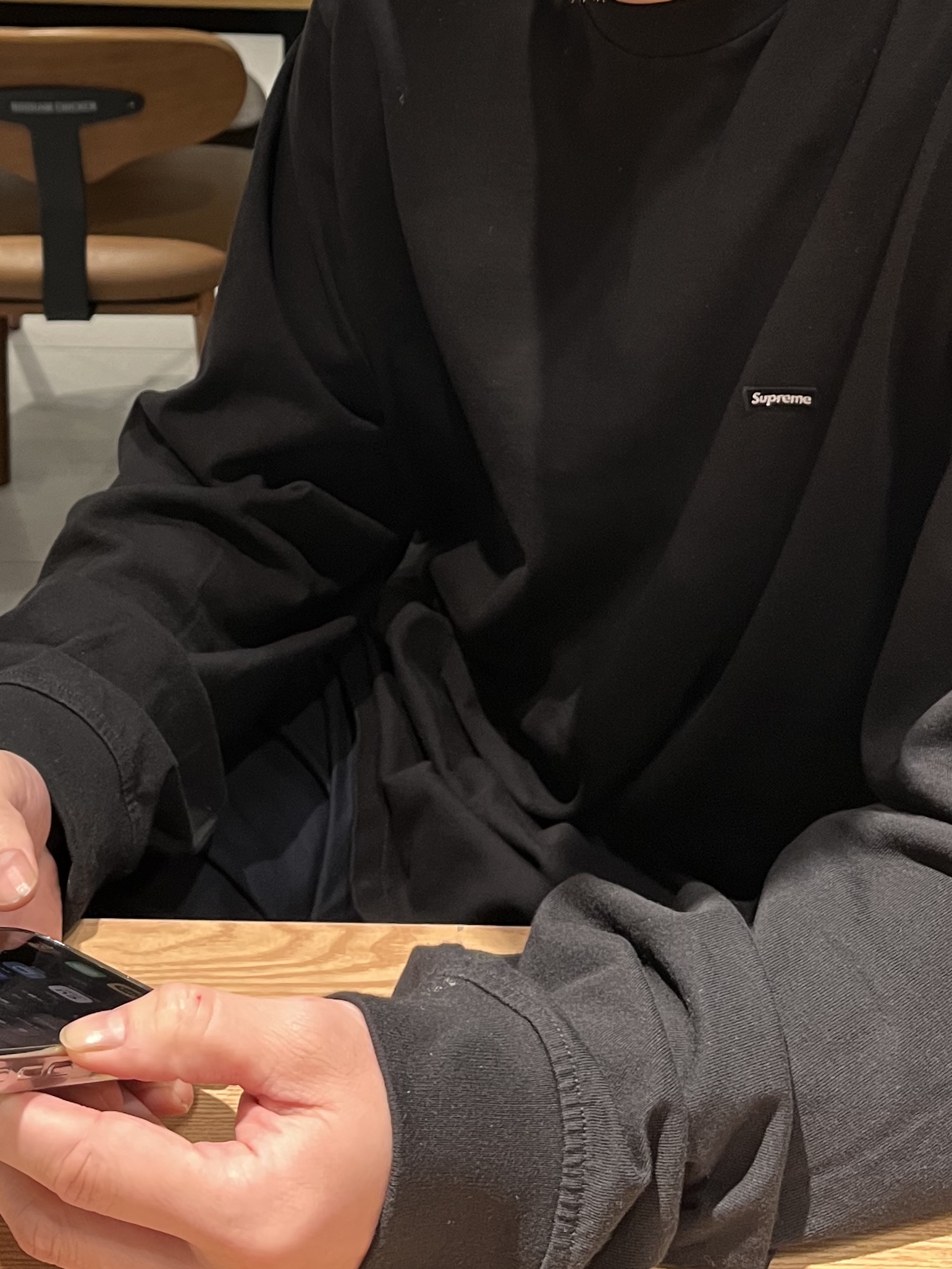 Supreme Small Box L/S T-Shirt Black - 25SS 착용 스타일 - 2