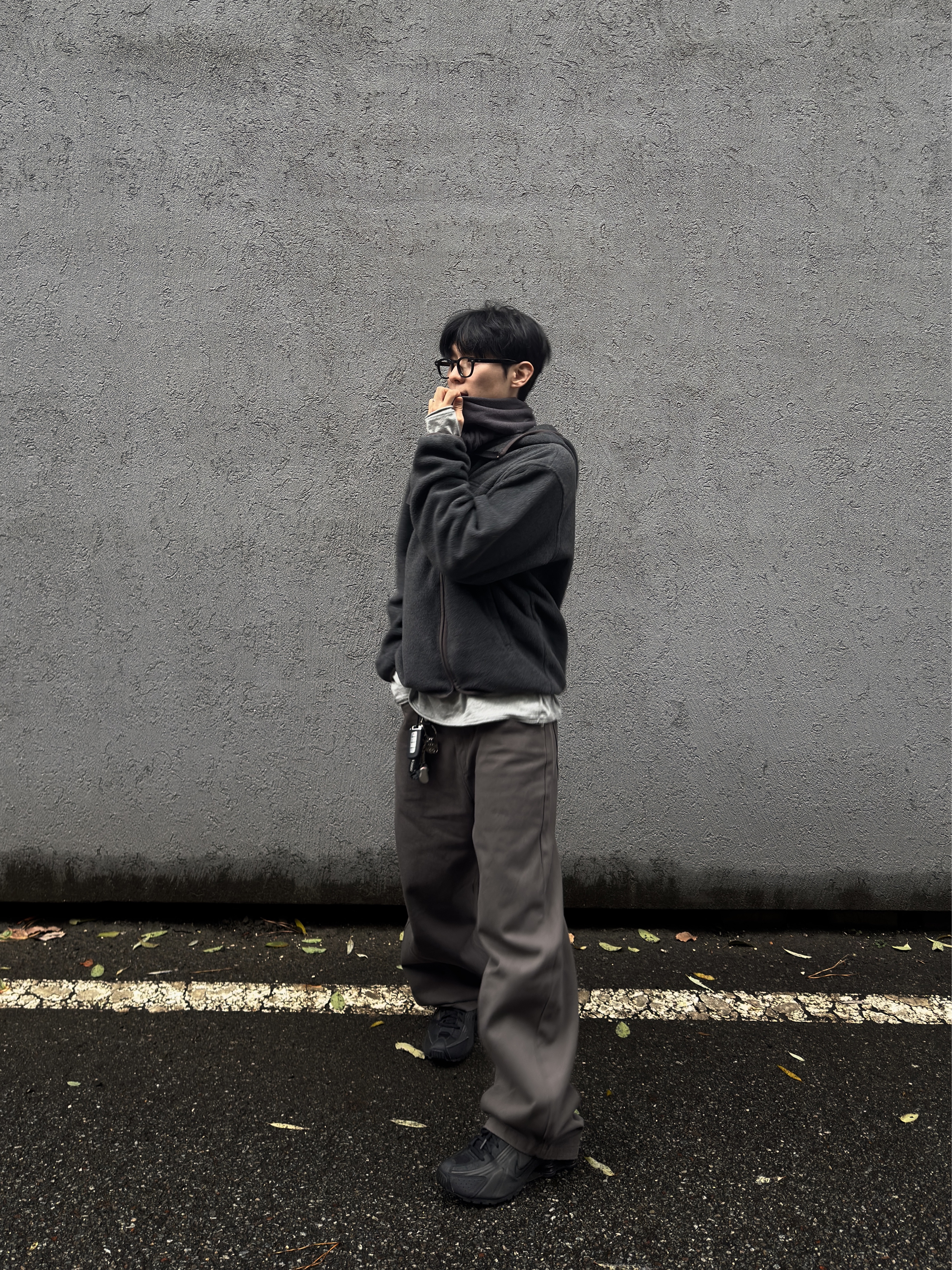Montbell Climaair Muffler Black, Nike Shox R4 Black Bright Crimson 착용 스타일 - 1