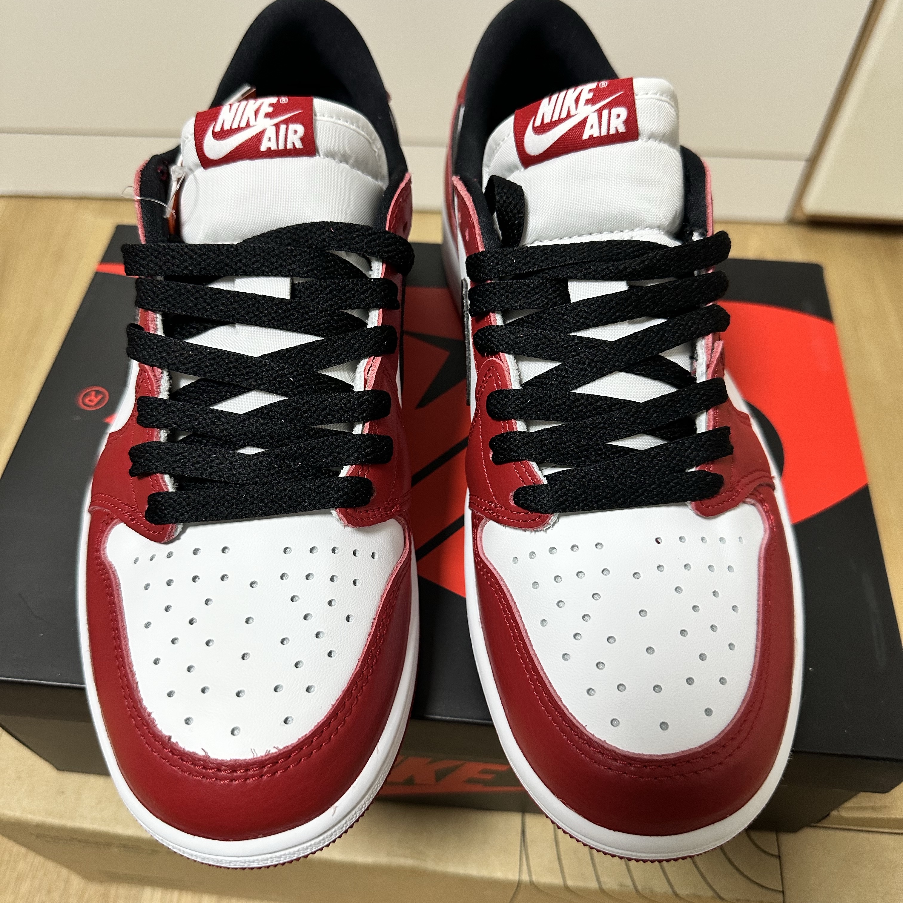 Jordan 1 Retro Low OG Chicago 착용 스타일 - 6