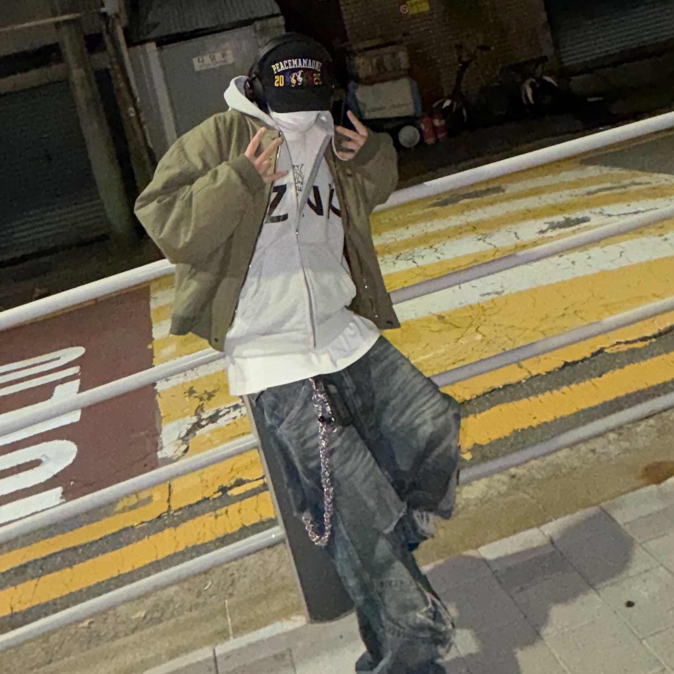 Nonnod Sulfur Dye Serge Bomber Jacket Vintage Khaki, Nonnod Sulfur Dye Serge Bomber Jacket Vintage Khaki 착용 스타일 - 2
