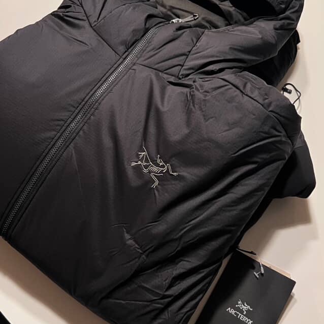 Arc'teryx Atom SV Hoody Black 착용 스타일