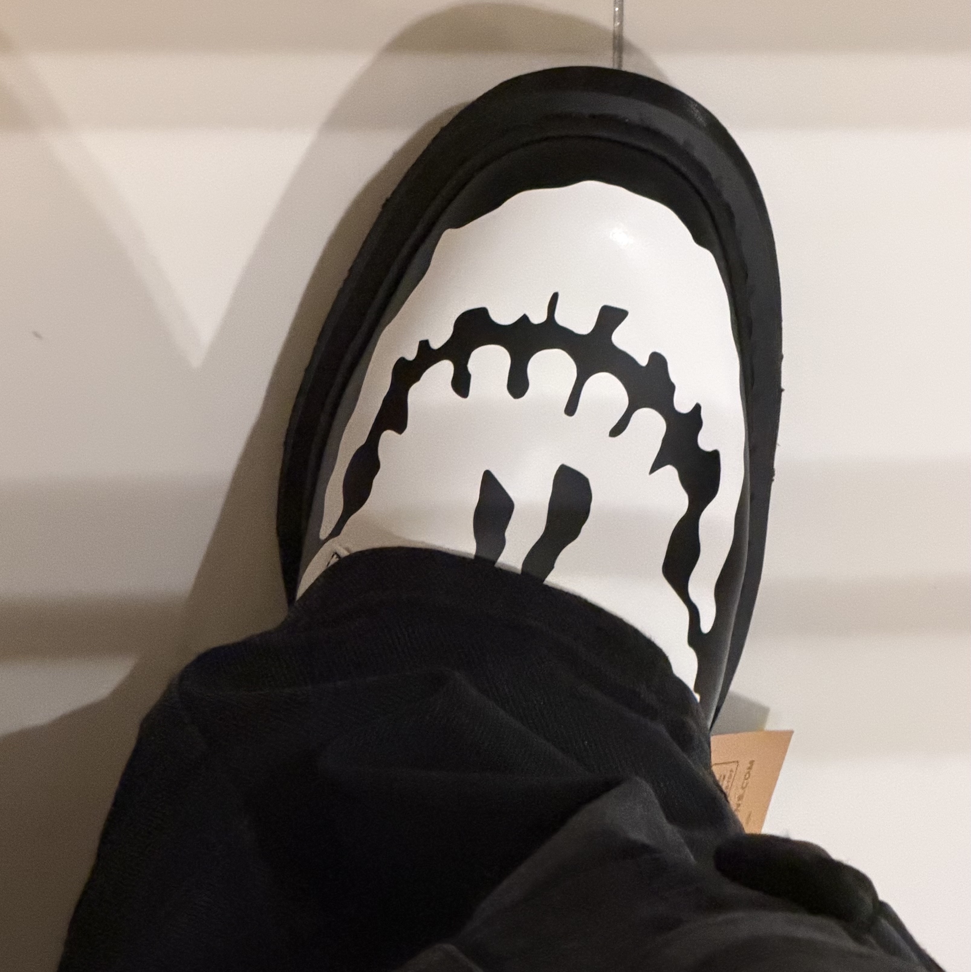 Dr. Martens x Supreme 1461 3-Eye Shoe Black - 25FW 착용 스타일 - 2