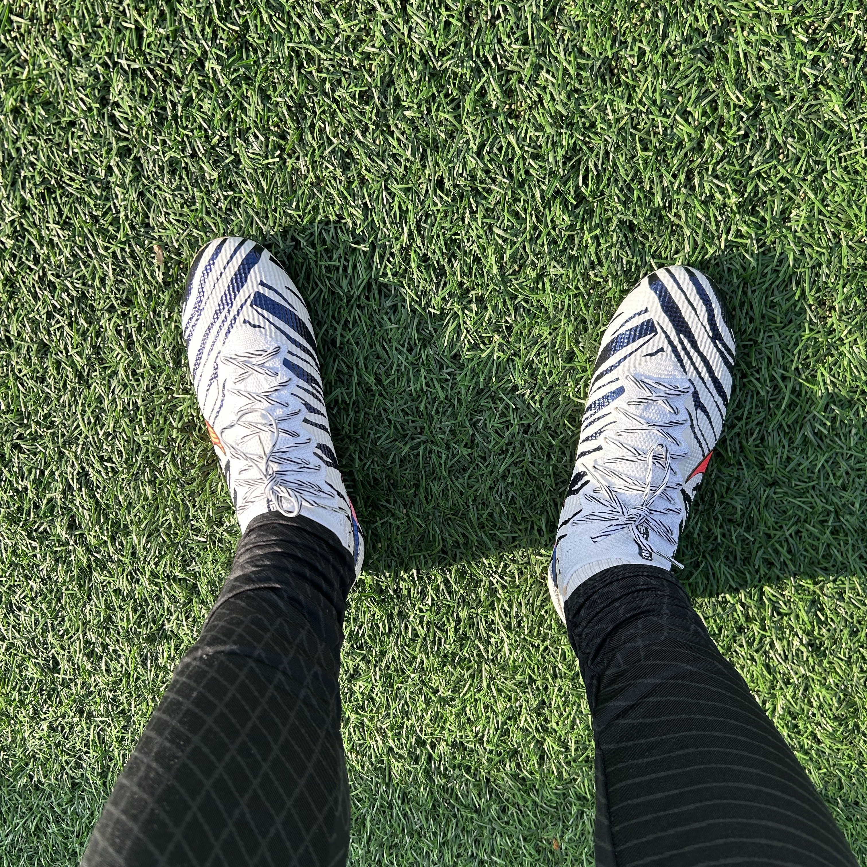 Nike Mercurial Superfly 7 Elite FG White Black 착용 스타일 - 1
