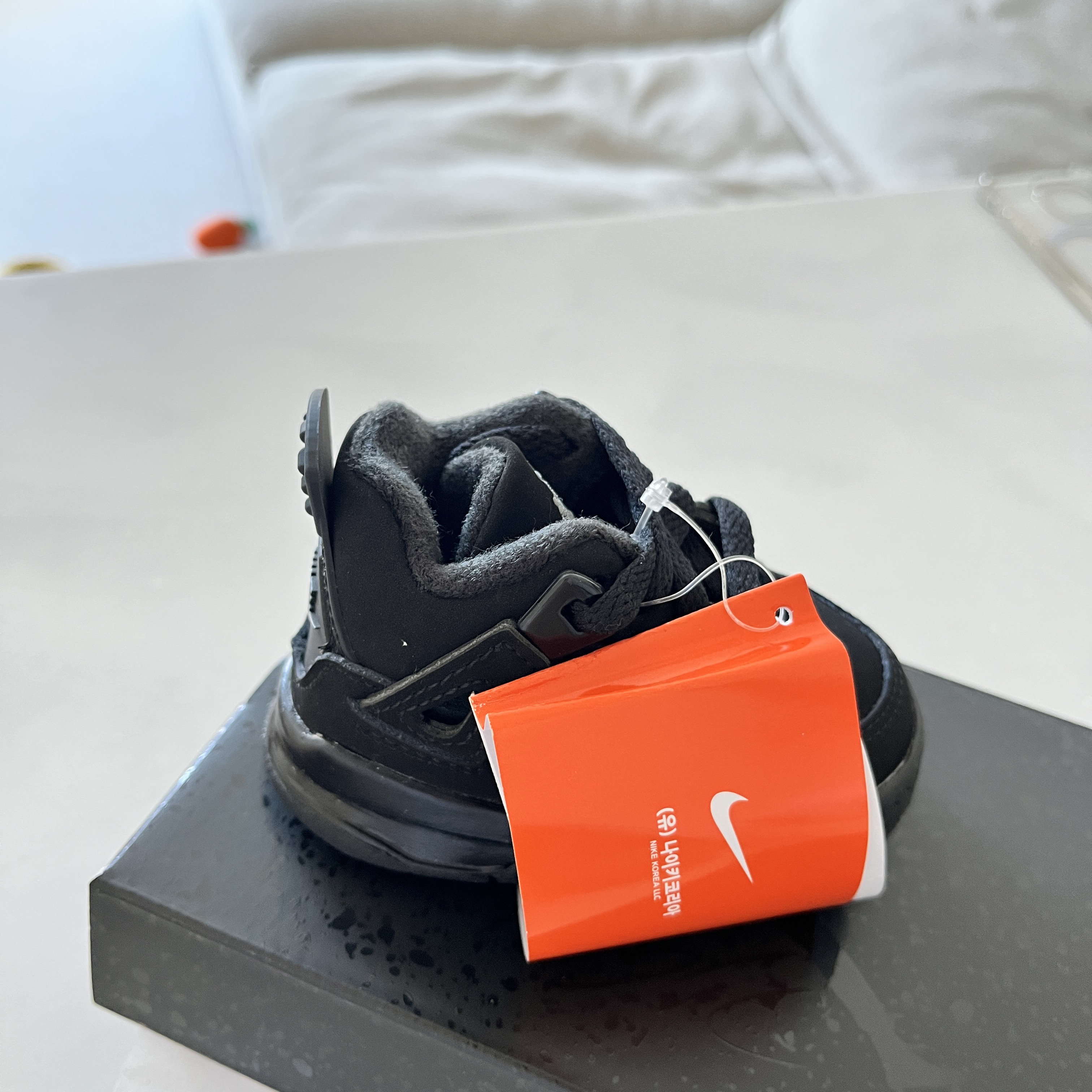 (TD) Jordan 4 Retro Black Cat 2025 착용 스타일 - 4