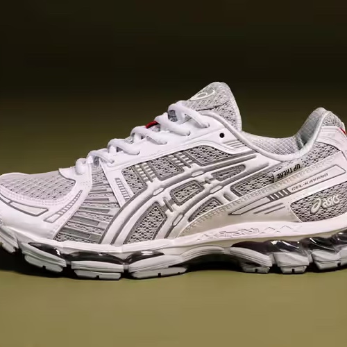 Asics x Up There Gel-Kayano 12.1 Glacier Grey Pure Silver 착용 스타일 - 1
