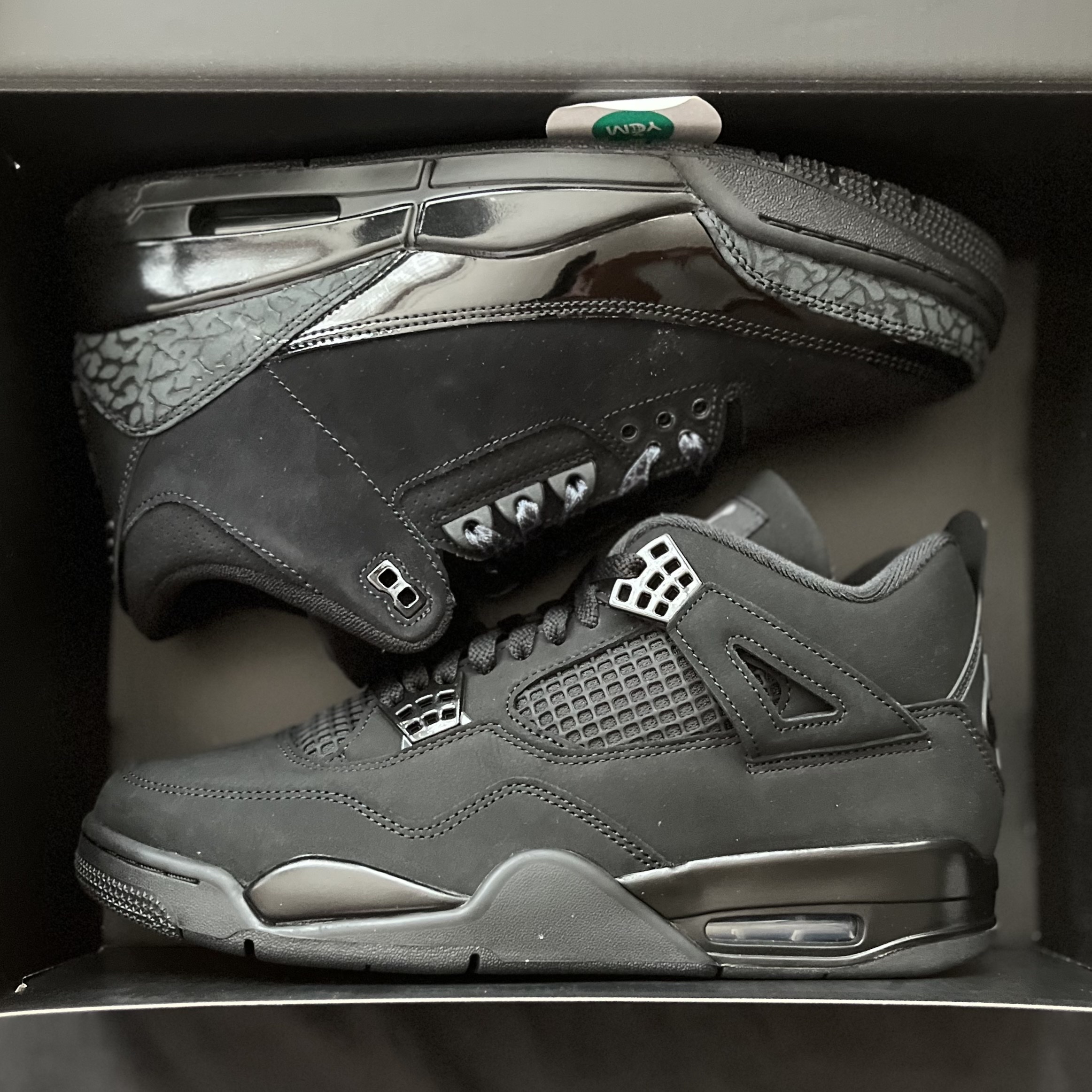 Jordan 4 Retro Black Cat 2025, Jordan 3 Retro Black Cat 2025 착용 스타일