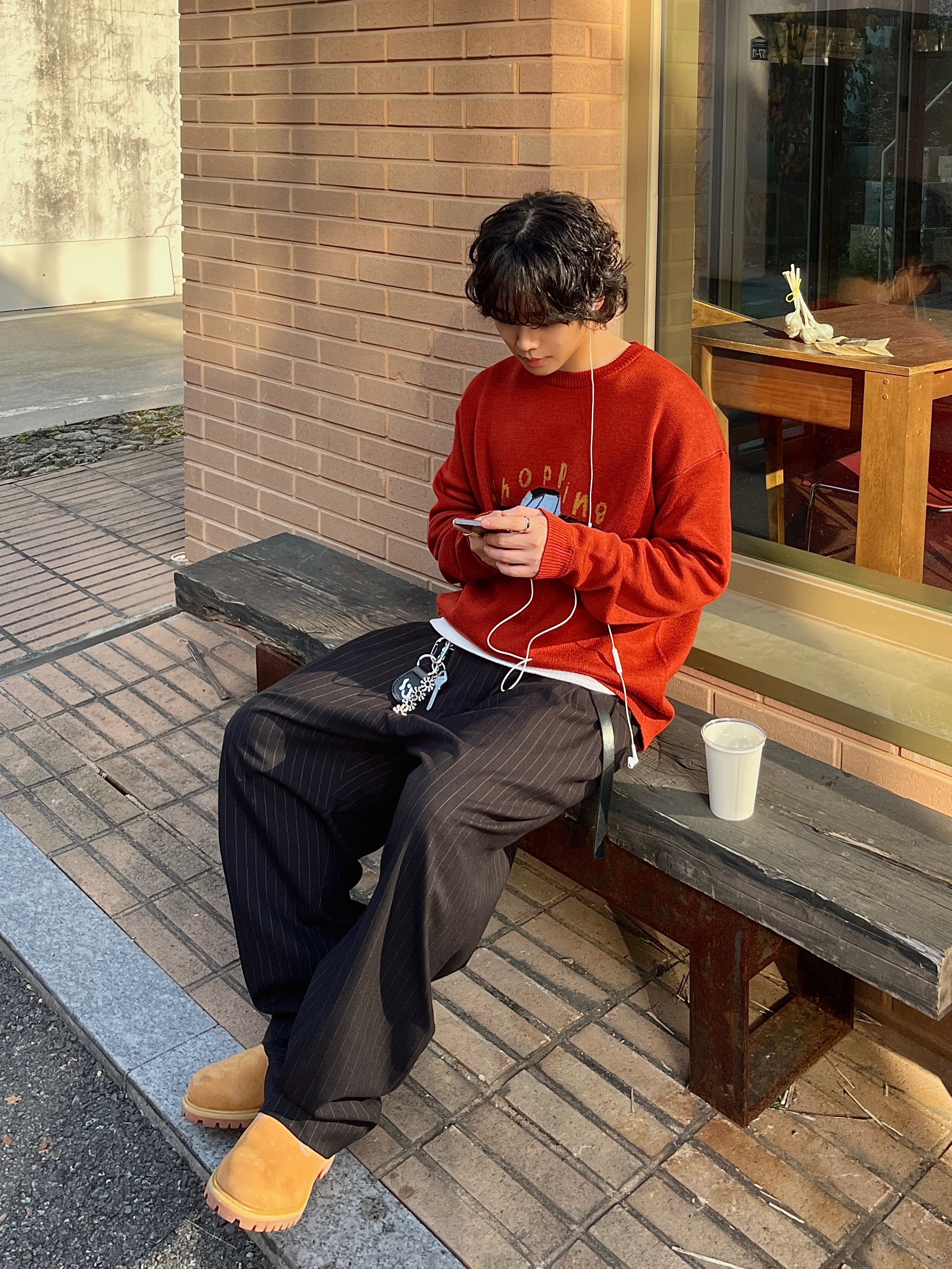 noun Shopping Car Knit Red, noun Wide Tapered Pants Stripe Black 착용 스타일 - 2