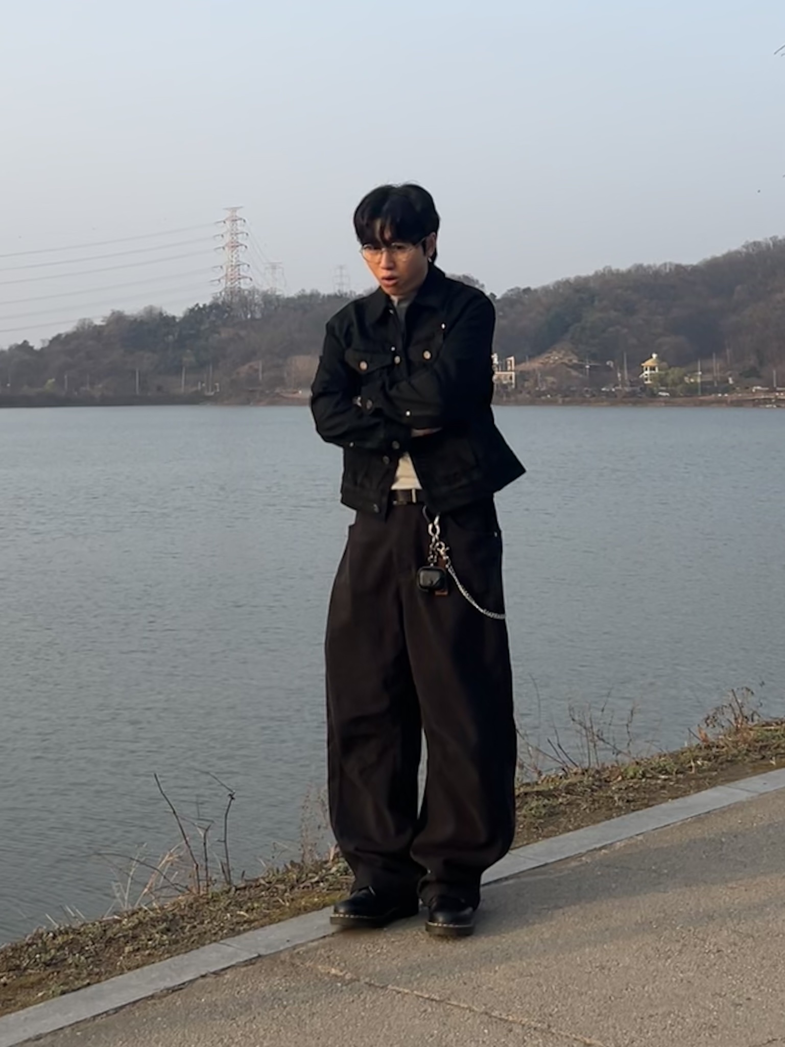 Dr. Martens 1461 Smooth Black 착용 스타일 - 1