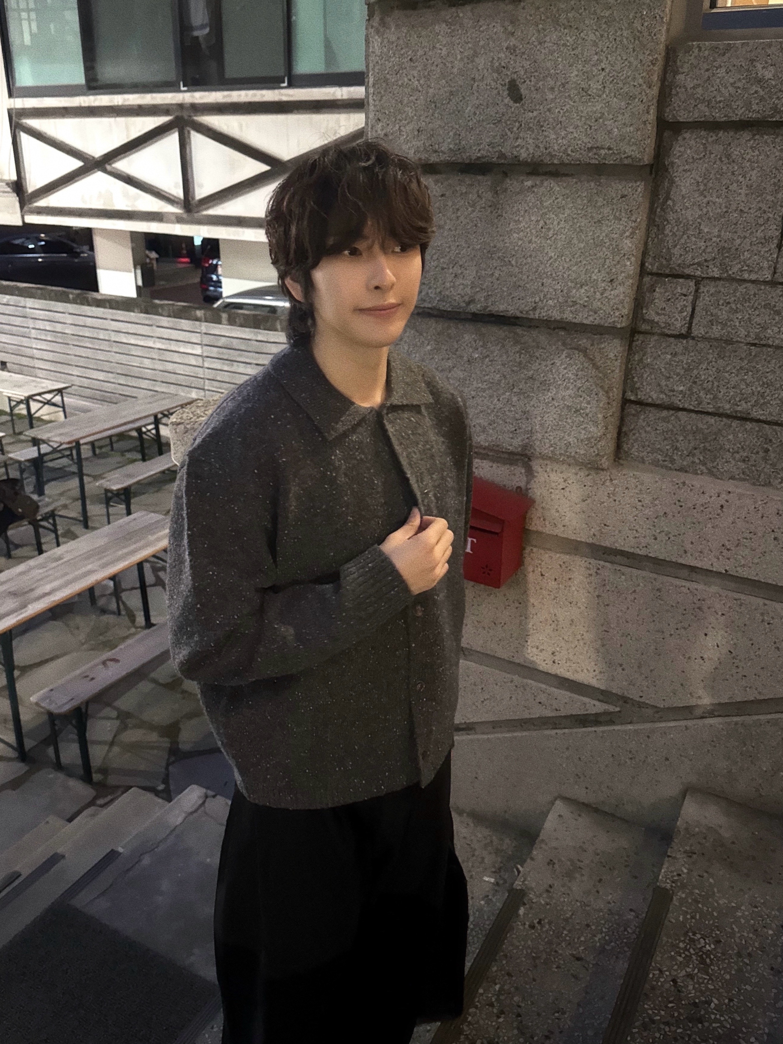 noun Nep Yarn Collar Cardigan Charcoal, noun Wide Tapered Chino Pants Black 착용 스타일 - 7