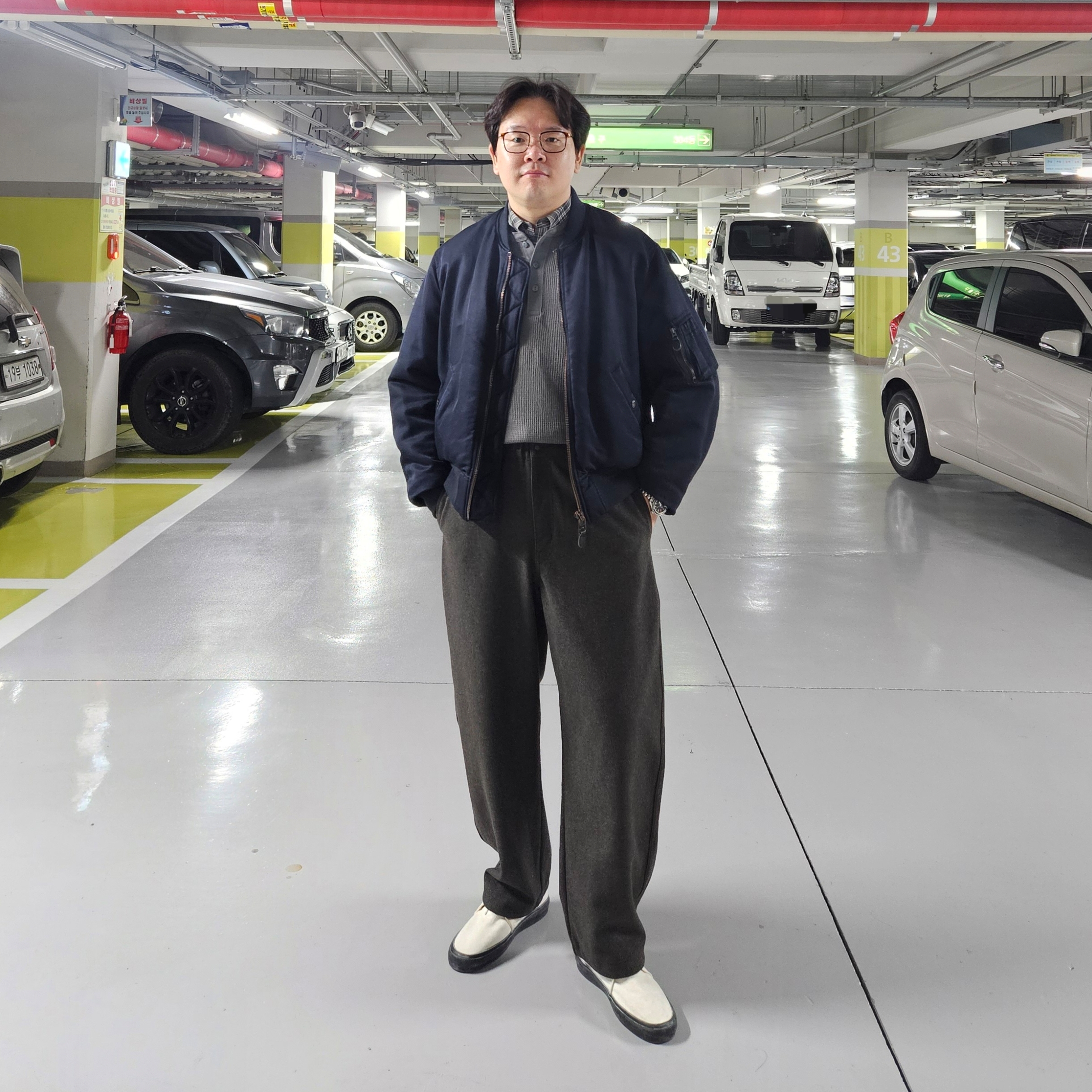 Auralee Wool Recycled Polyester Cloth Shirt Black Check - 21AW, Omega Seamaster Planet Ocean 600M Co Axial Master Chronometer Steel Black 착용 스타일 - 1