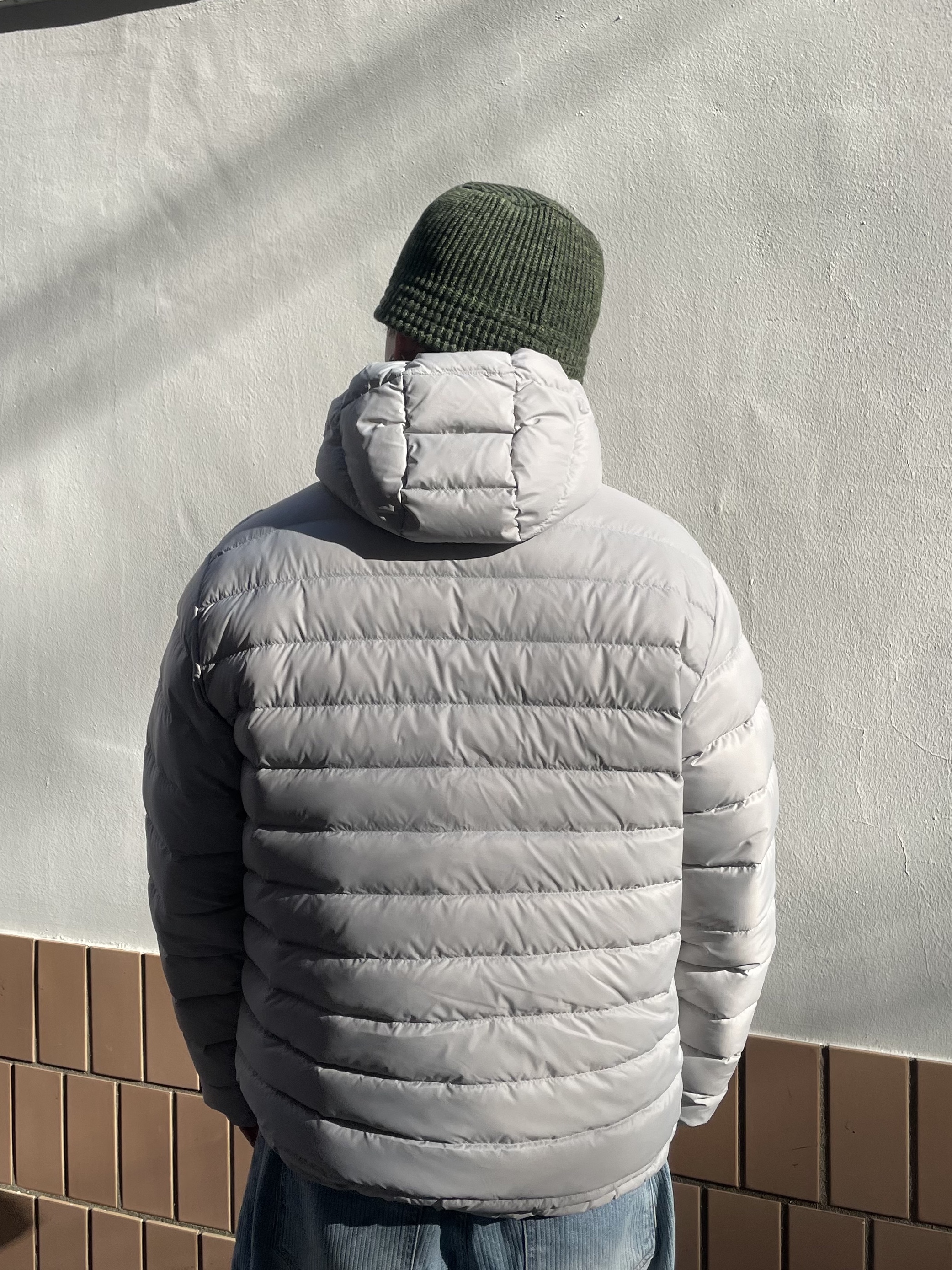 QT8 GARMENTS Duck Down Lightweight Jacket Light Grey 착용 스타일 - 4