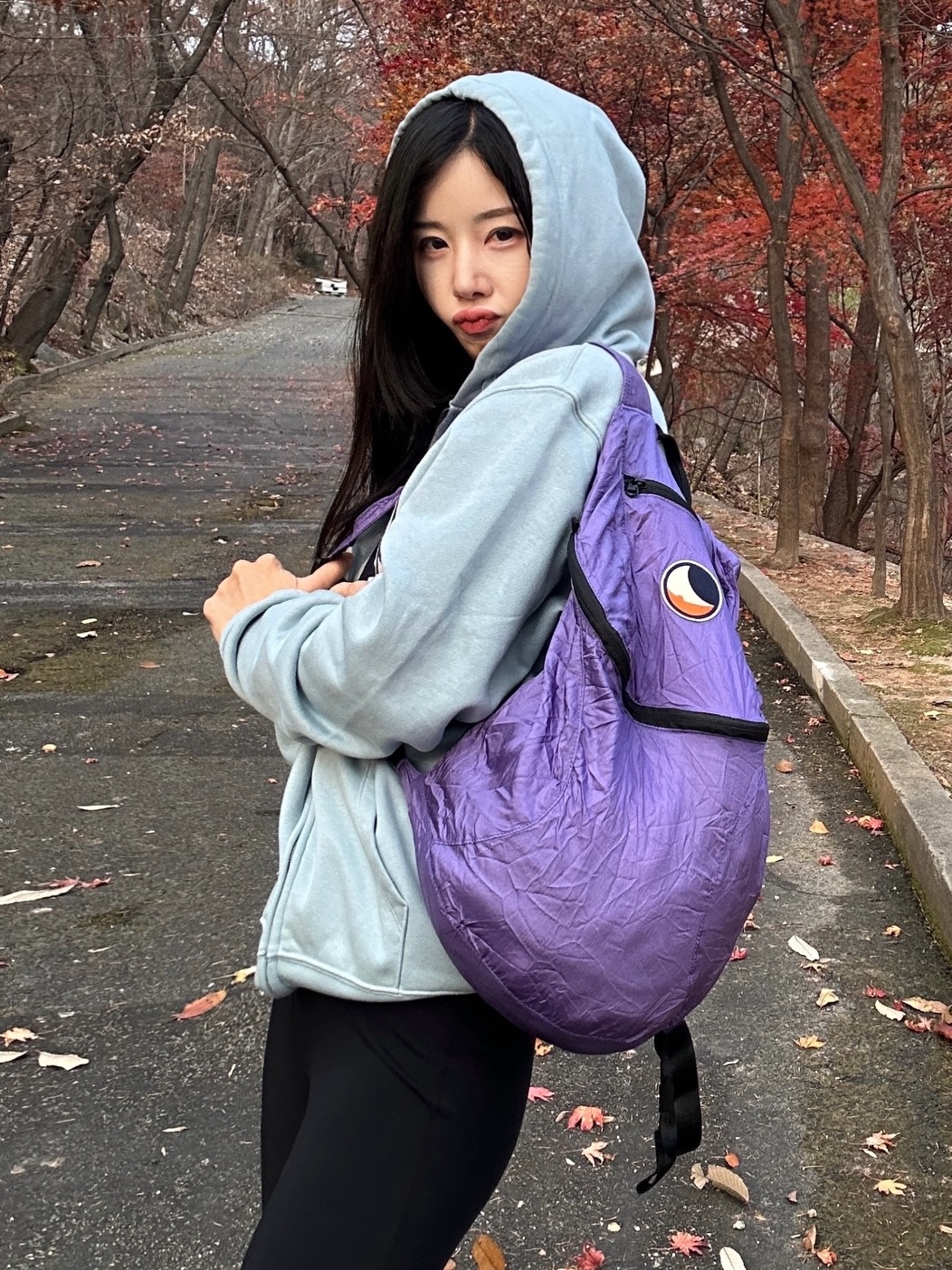 Ticket to the Moon Mini Backpack Purple (15L) 착용 스타일