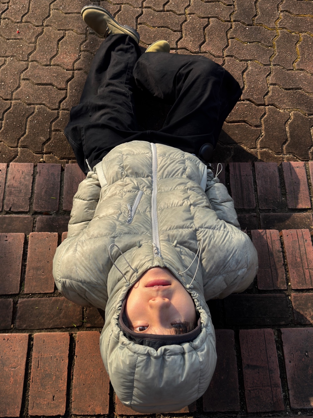 Black Yak Climbing Stone Master Down Jacket Urban Blue, Musinsa Standard Iron Light Down Jacket Yellow Green 착용 스타일 - 5