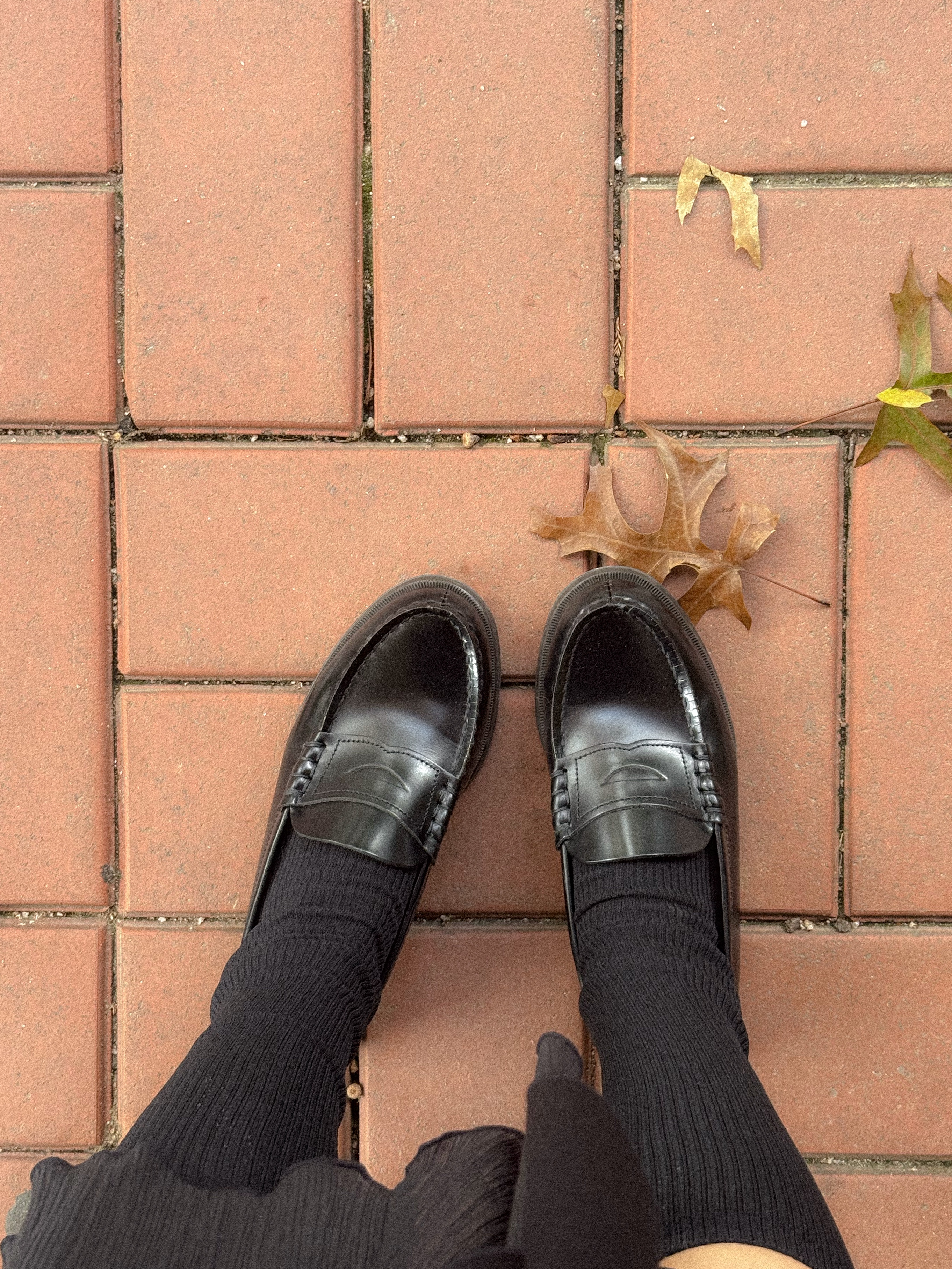 Haruta HS-304 Penny Loafer Black 착용 스타일 - 4