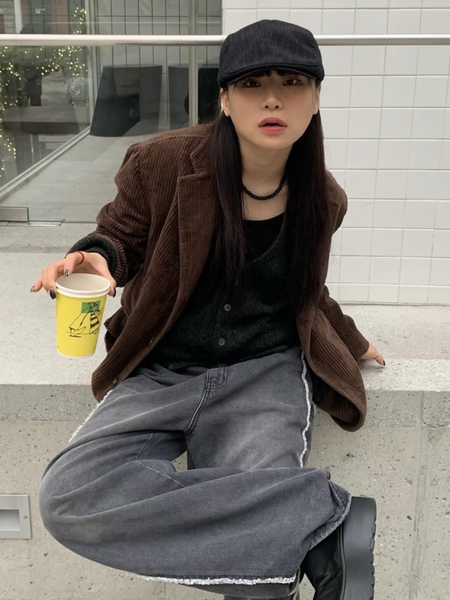 PHOS333 Two Tone Panel Jean Black, PHOS333 Two Tone Panel Jean Blue 착용 스타일 - 2