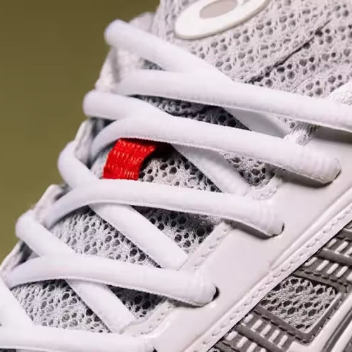 Asics x Up There Gel-Kayano 12.1 Glacier Grey Pure Silver 착용 스타일 - 7