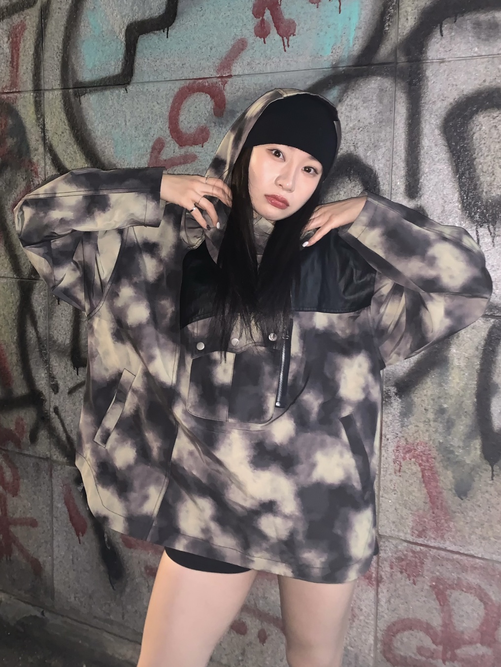 PHOS333 Chasing Nova Anorak Beige, [KREAM 단독] PHOS333 Chasing Nova Anorak Burgundy 착용 스타일 - 4