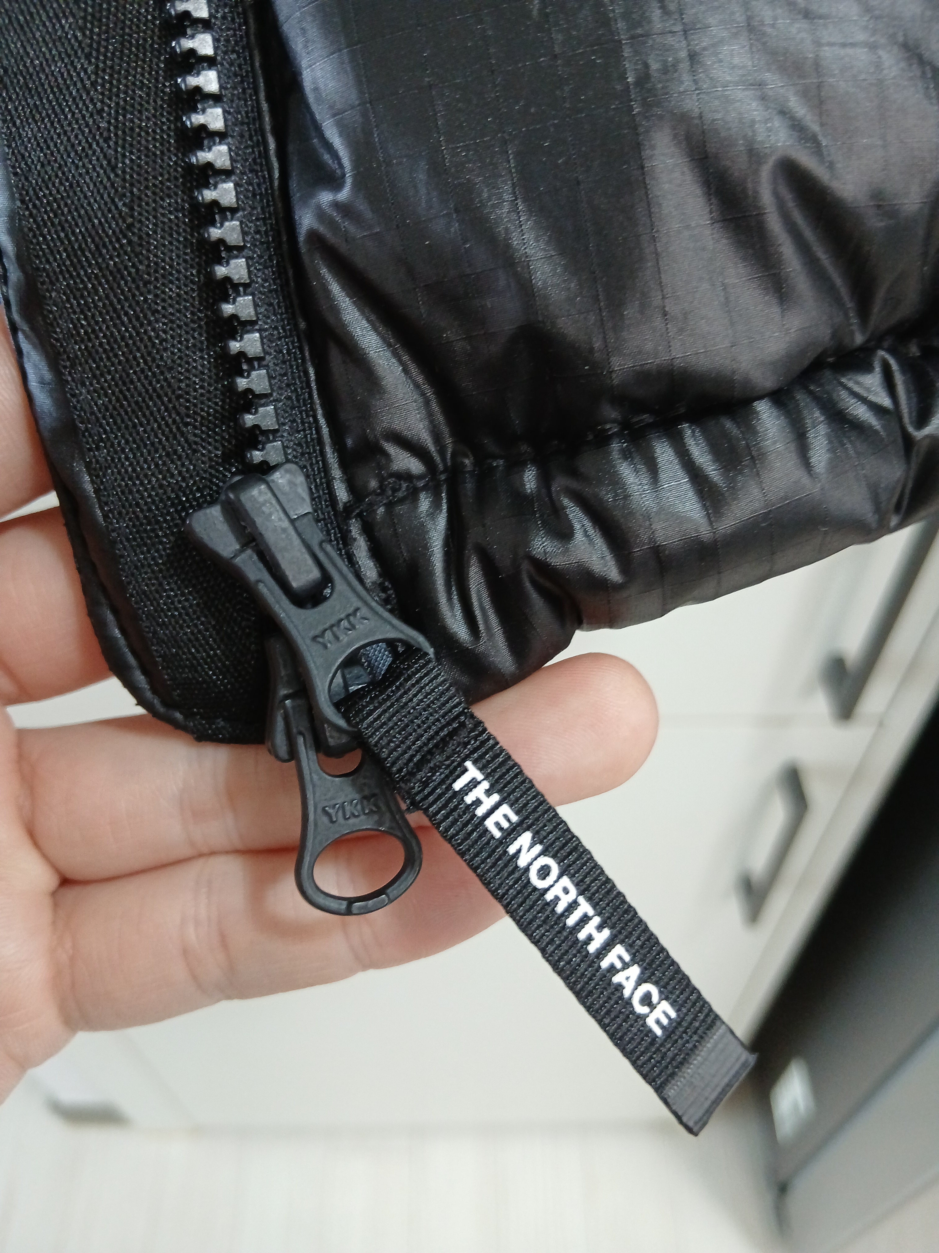 The North Face White Label Novelty Nuptse Down Vest Black, The North Face White Label Novelty Nuptse Down Vest Black 착용 스타일 - 6