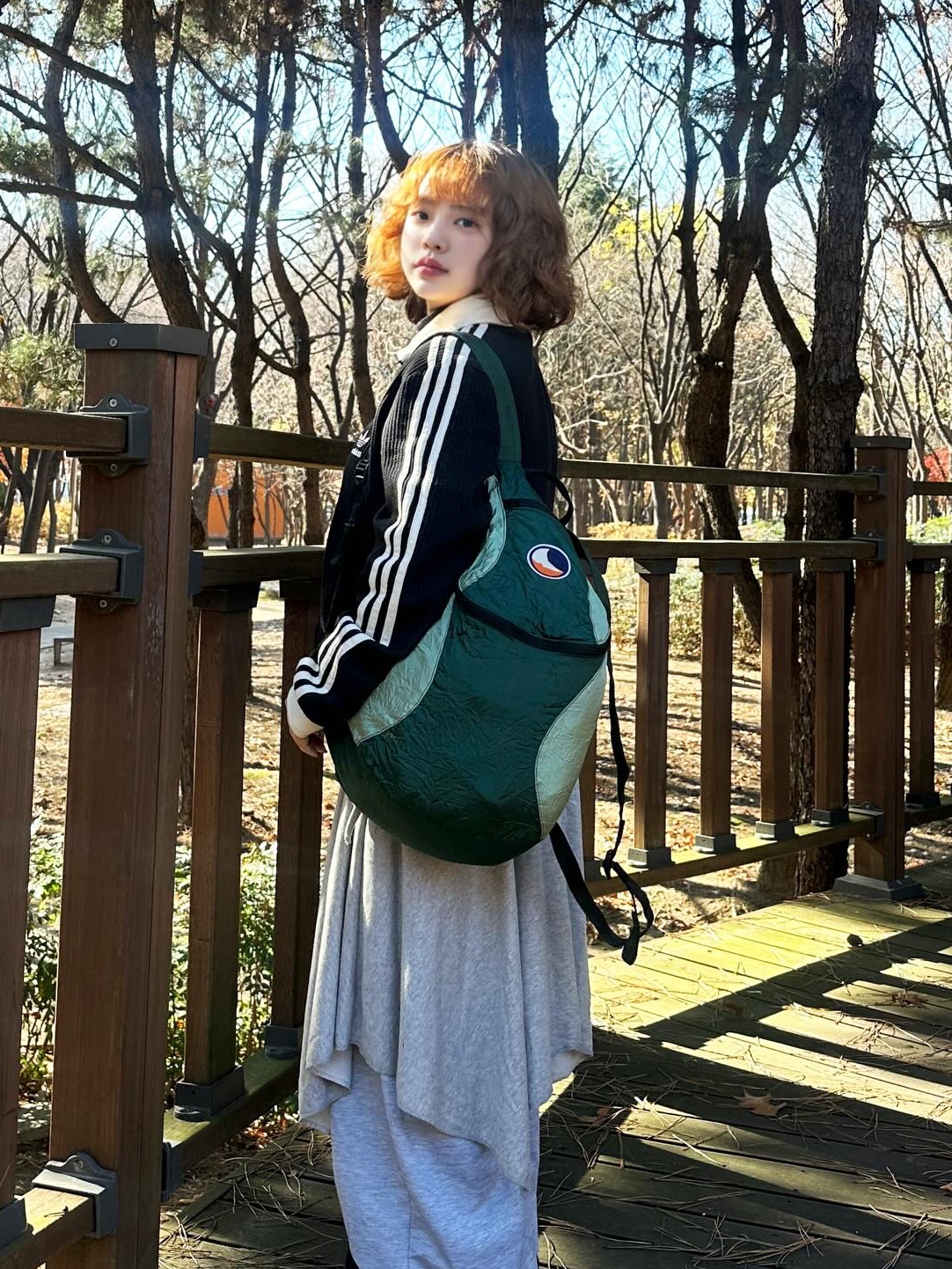 Ticket to the Moon Mini Backpack Dark Green Jade Green (15L) 착용 스타일