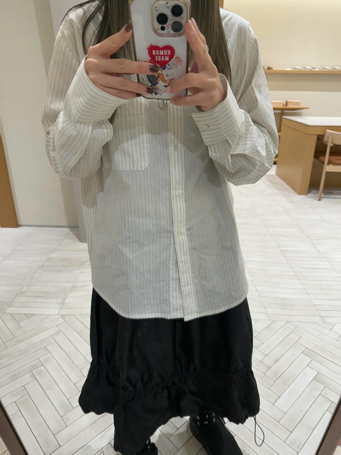 Dr. Martens Zebzag Mules Black 착용 스타일