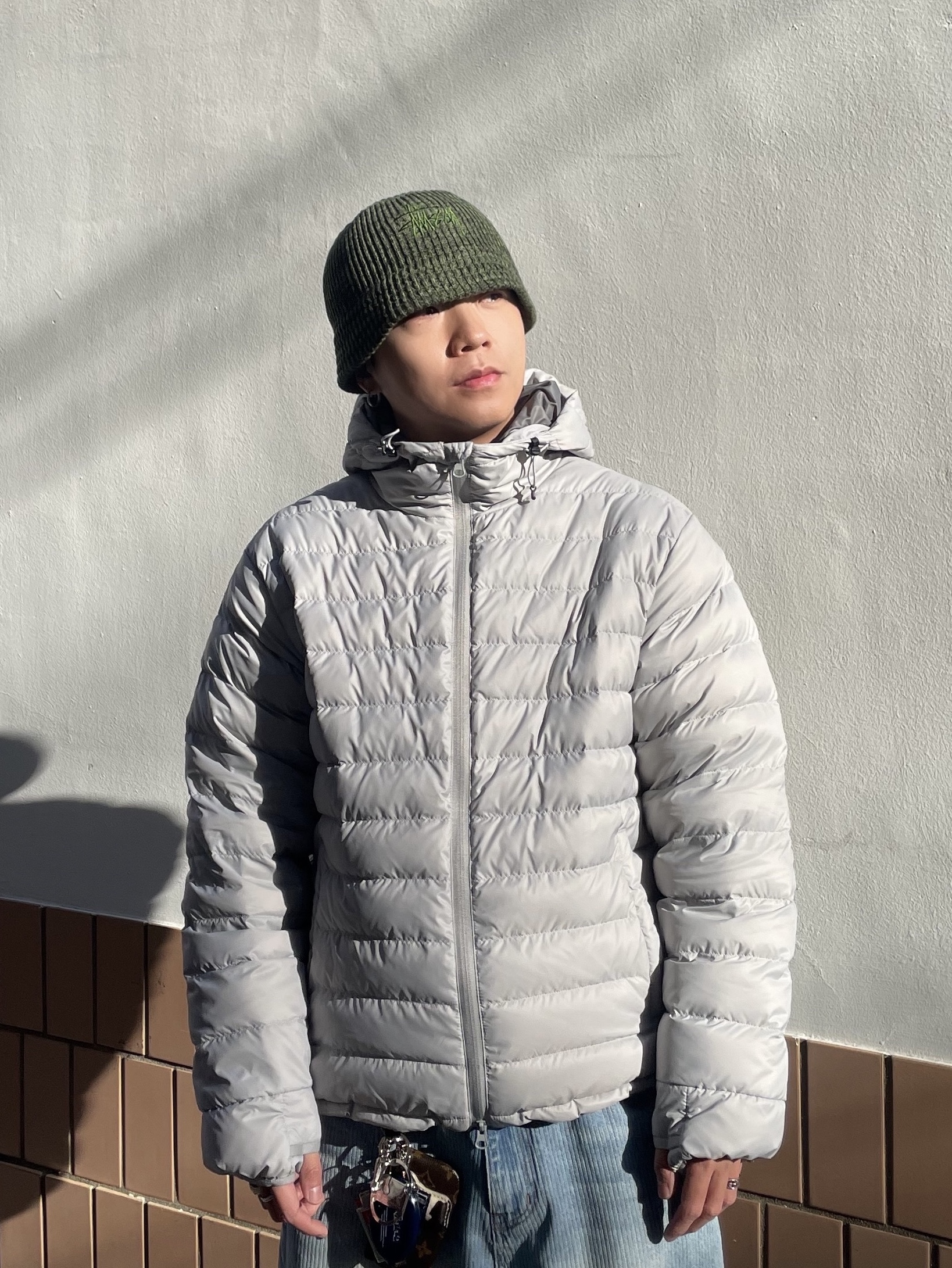 QT8 GARMENTS Duck Down Lightweight Jacket Light Grey 착용 스타일 - 3