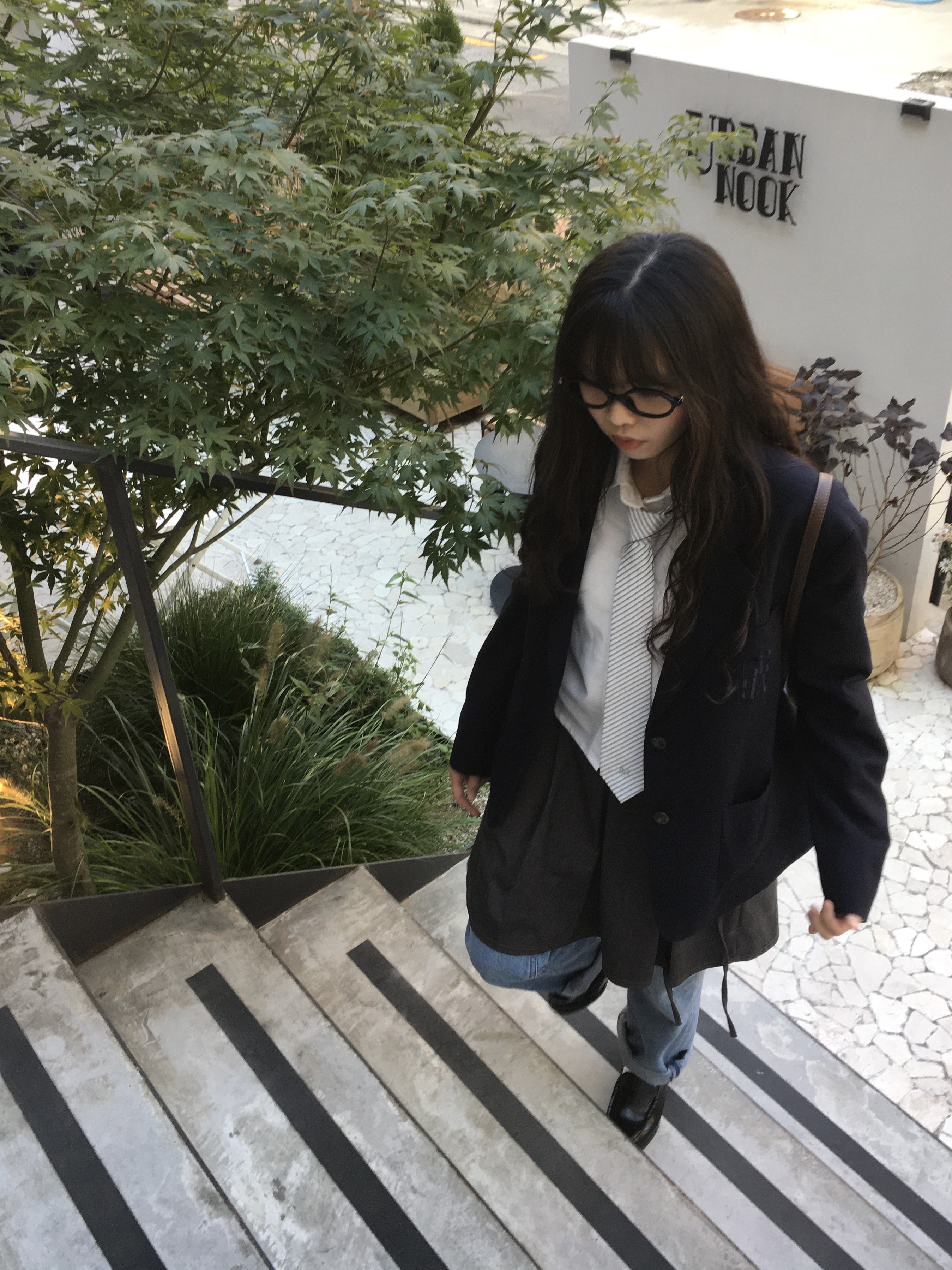 Haruta HS-304 Penny Loafer Black 착용 스타일 - 1
