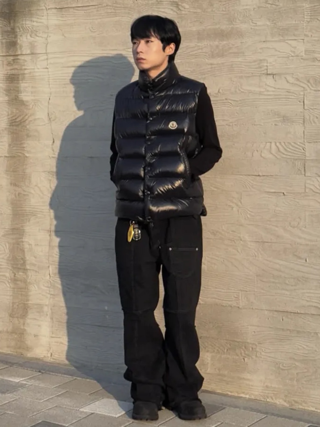 PHOS333 Double Pocket Incision Jeans Black, PHOS333 Double Pocket Incision Jeans Grey 착용 스타일 - 1