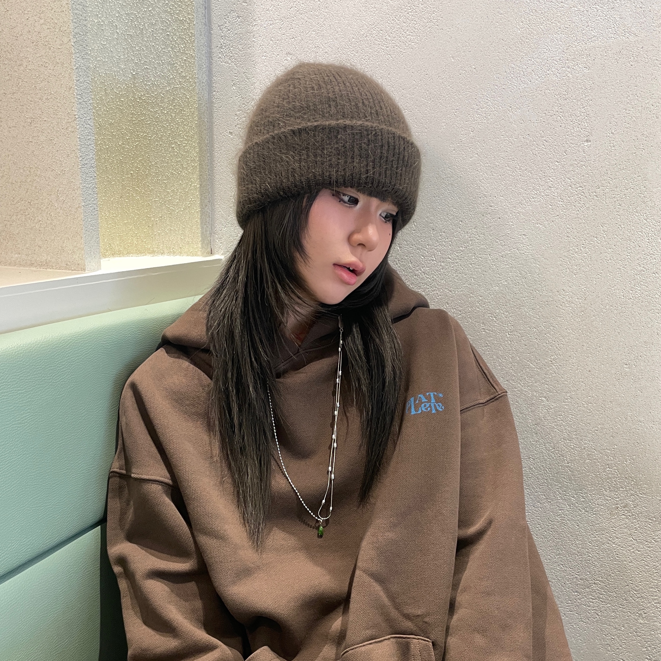Riomeu Layered Long Drop Chain Necklace Green 착용 스타일 - 2