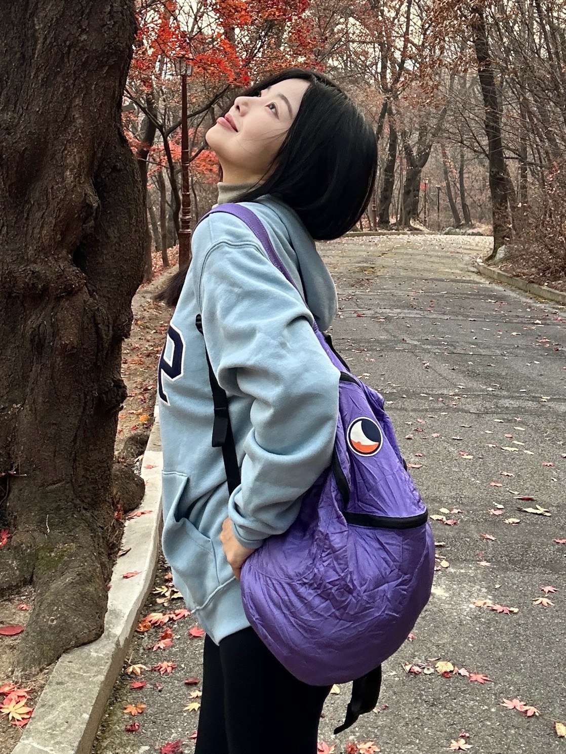 Ticket to the Moon Mini Backpack Purple (15L) 착용 스타일