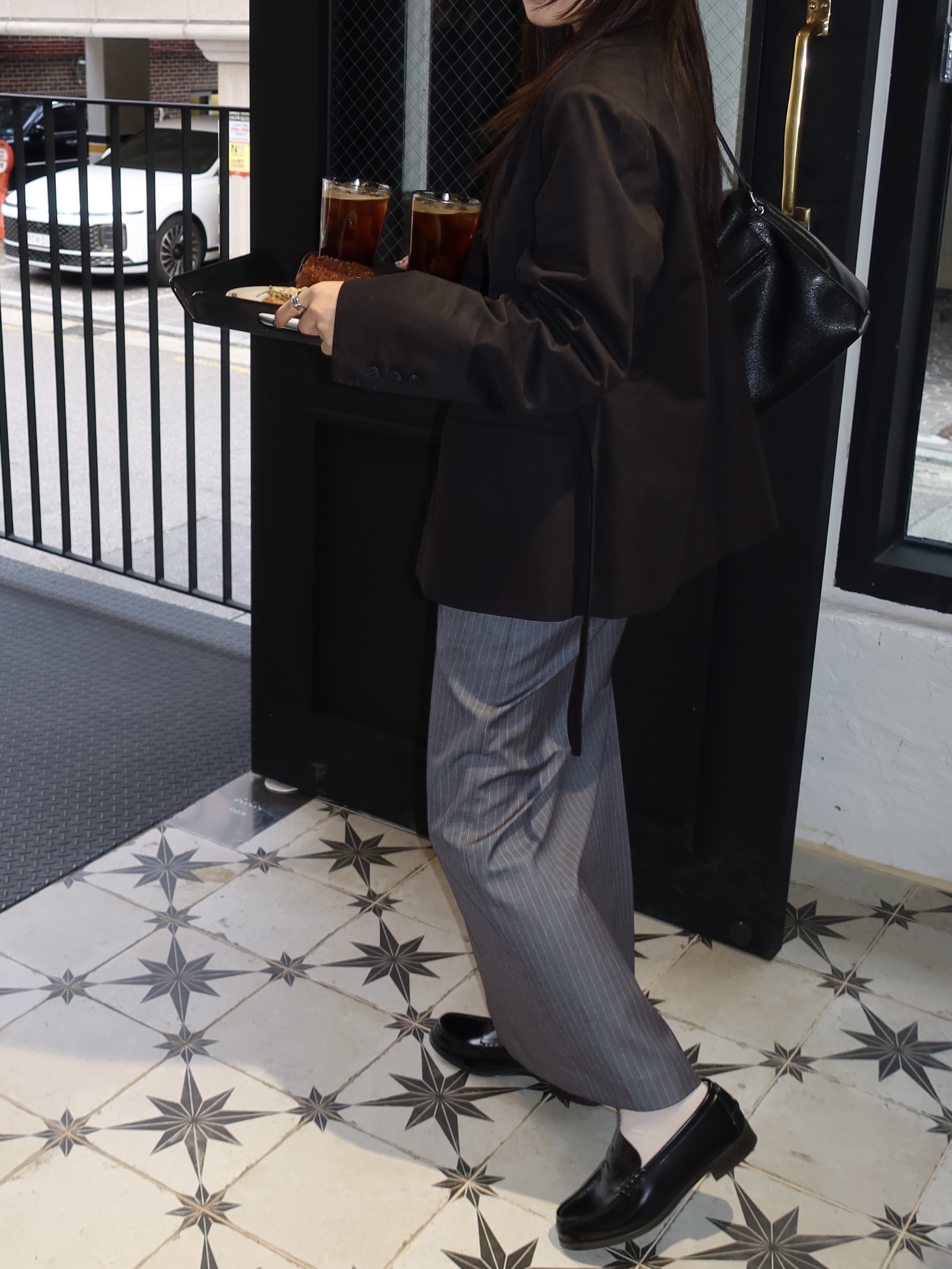 Haruta HS-304 Penny Loafer Black 착용 스타일 - 5