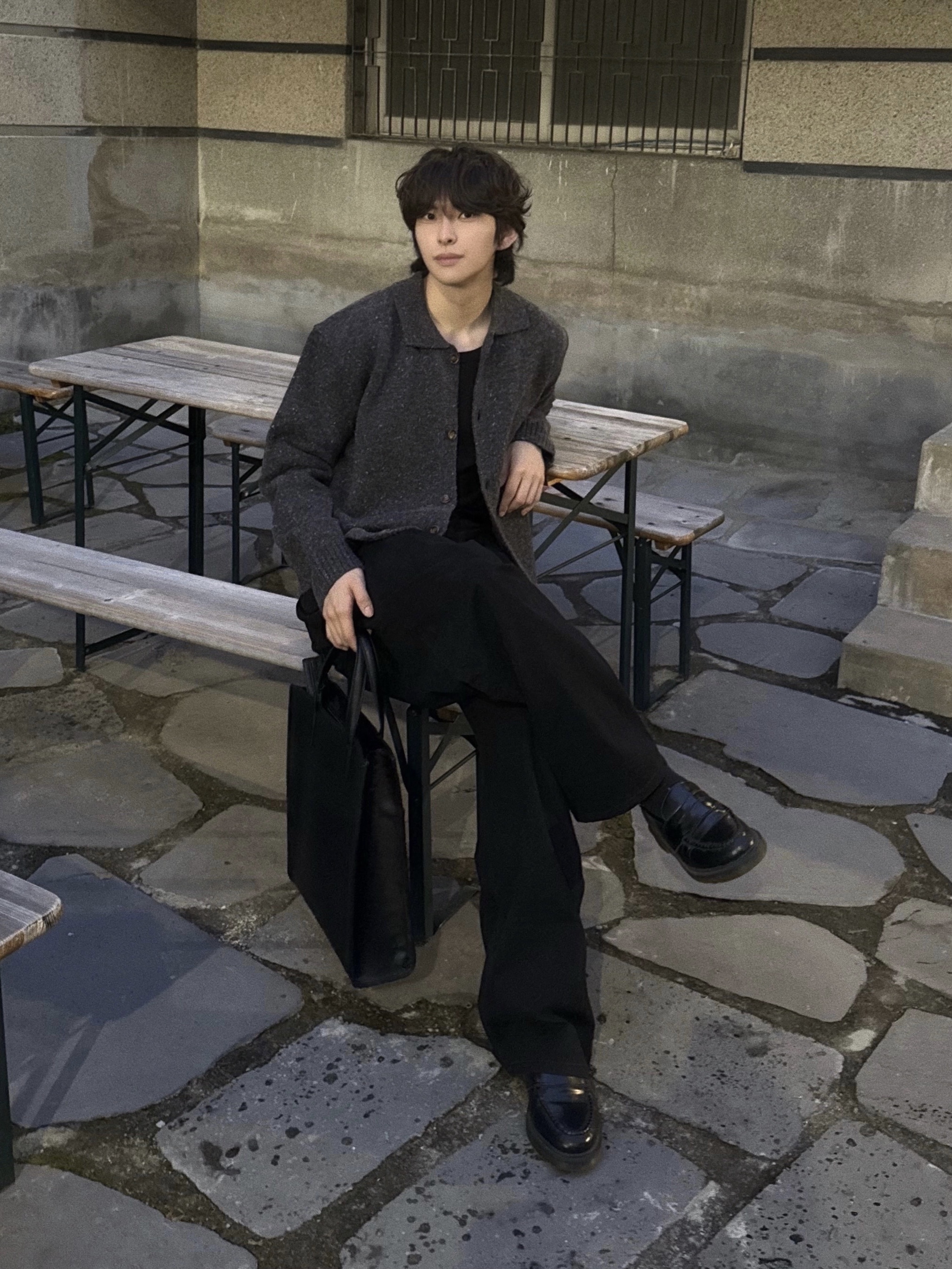 noun Nep Yarn Collar Cardigan Charcoal, noun Wide Tapered Chino Pants Black 착용 스타일 - 1