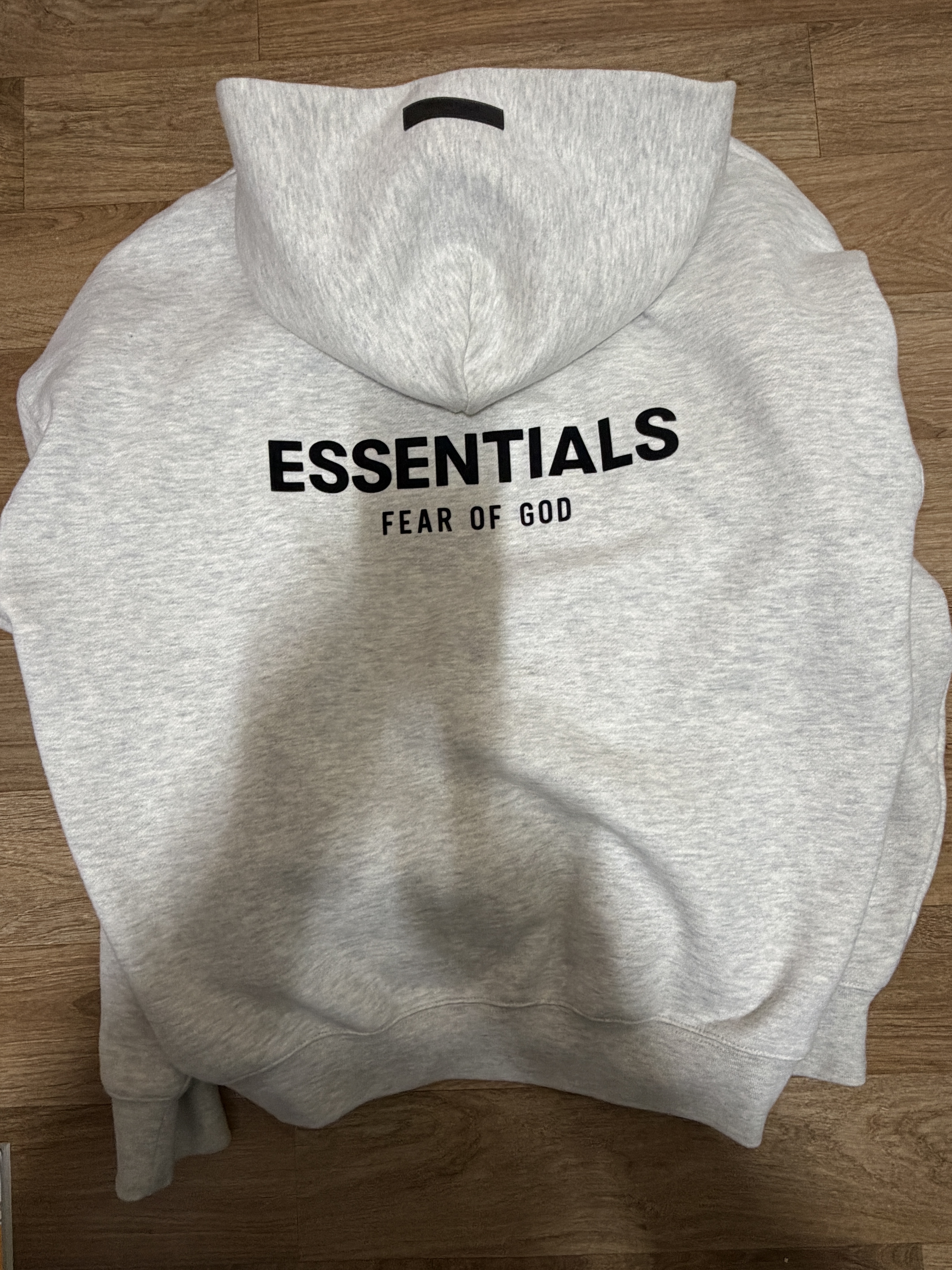 Essentials The Core Collection Hoodie Light Oatmeal 착용 스타일 - 2