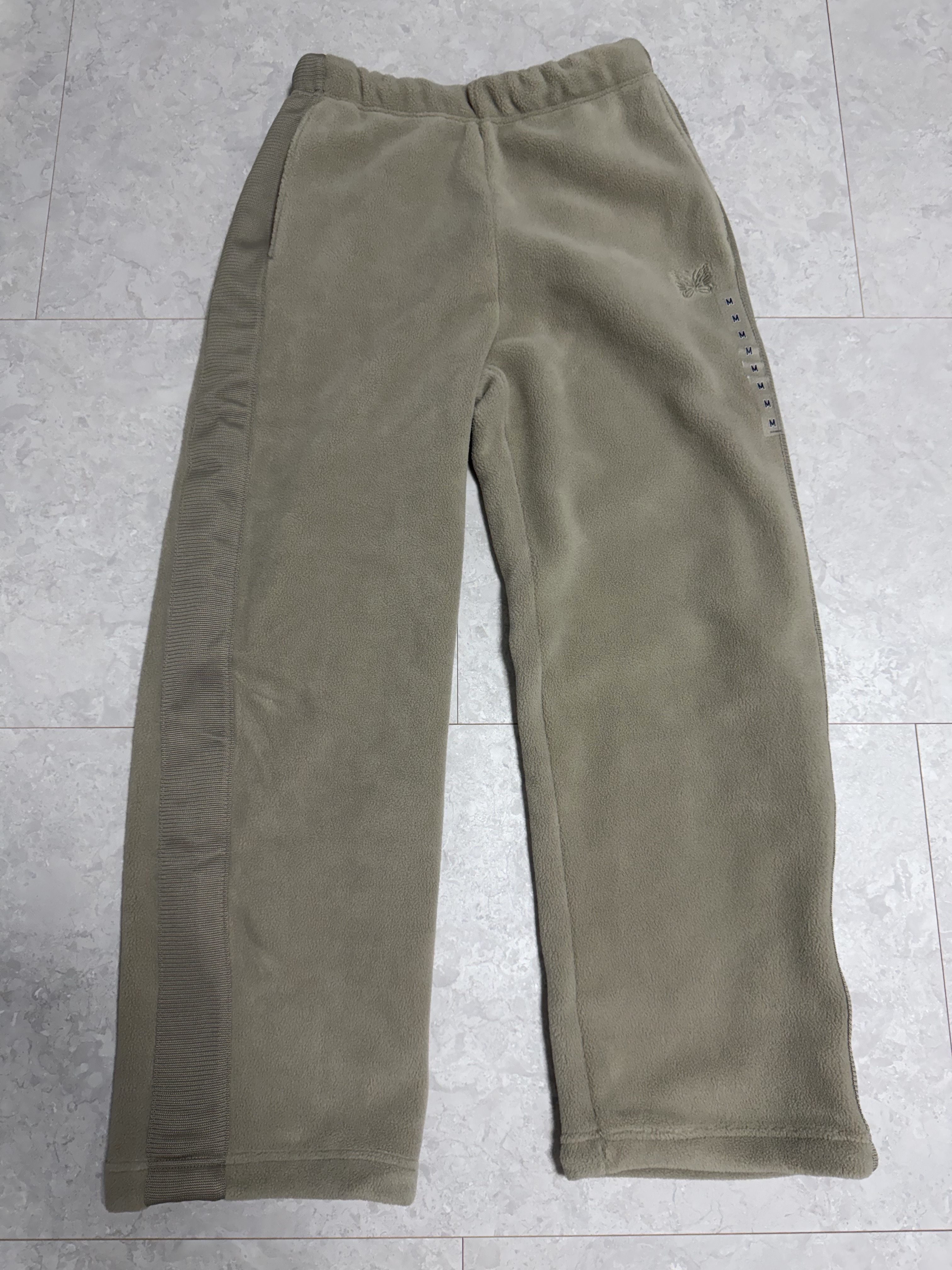 Uniqlo x Needles Fleece Wide Pants Beige - KR 착용 스타일