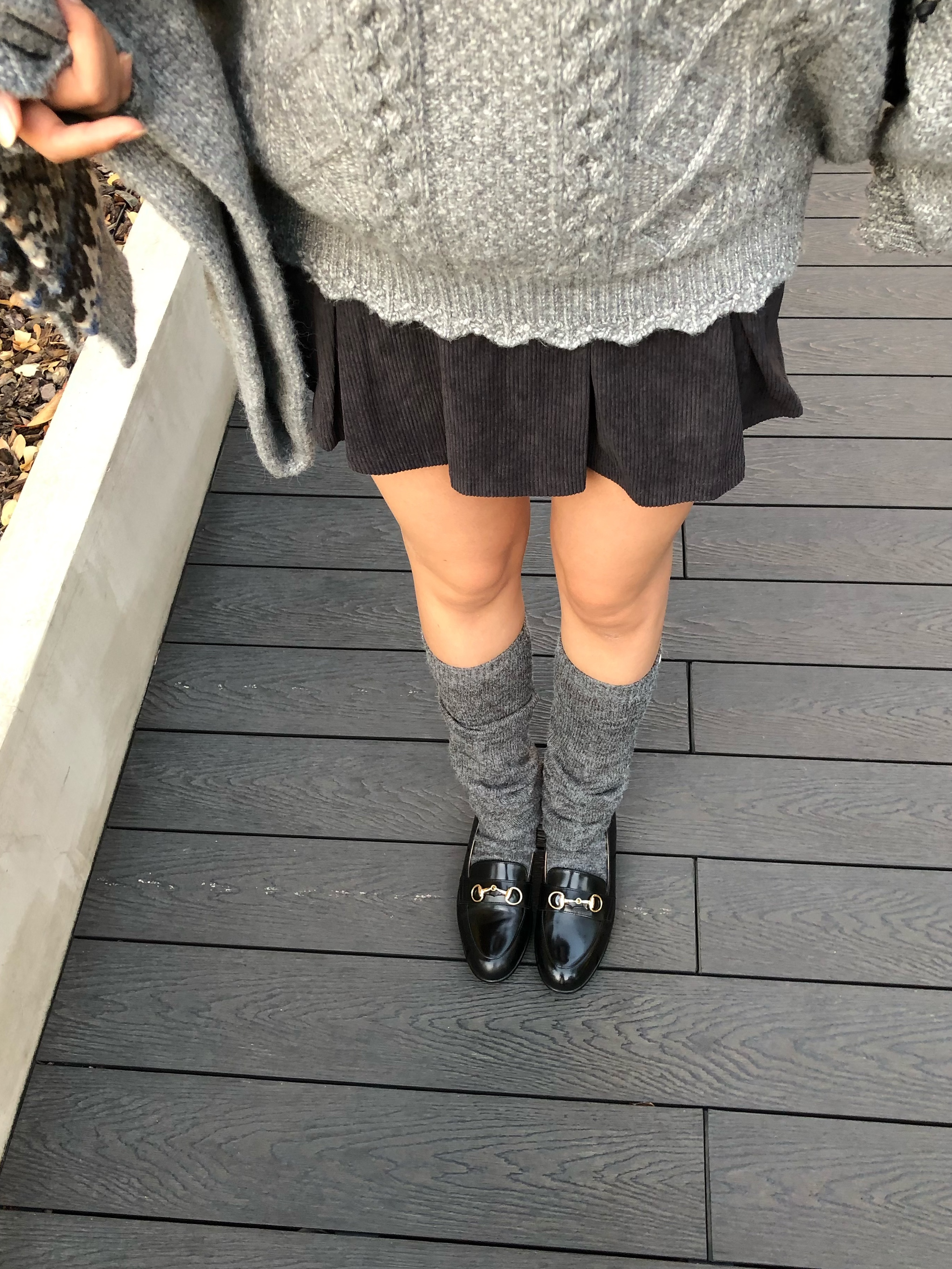Haruta 158-BLACK Leather Horsebit Loafer 착용 스타일 - 4