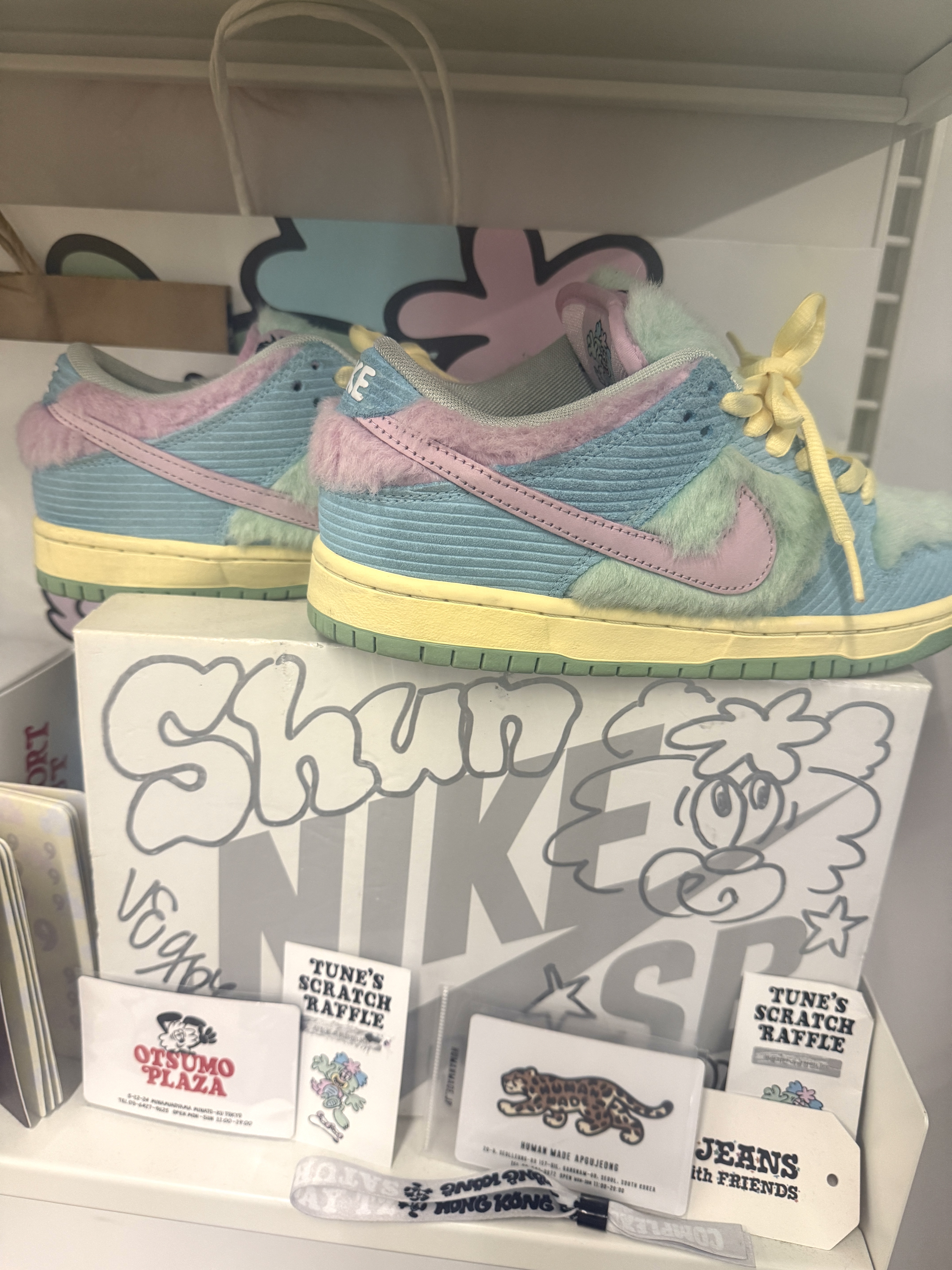 Nike x Verdy SB Dunk Low Pro Blue Gaze and Enamel Green 착용 스타일